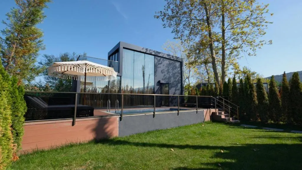 Day in Velour Hotel Spa Restaurant