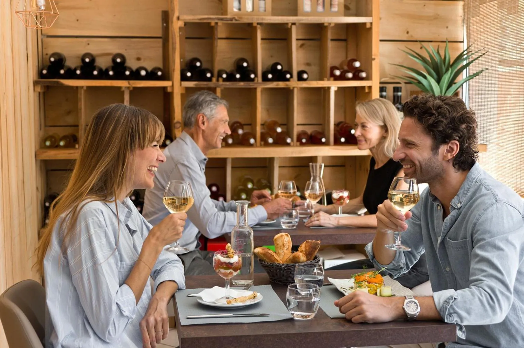 Restaurant/places to eat in Hôtel Les Sources