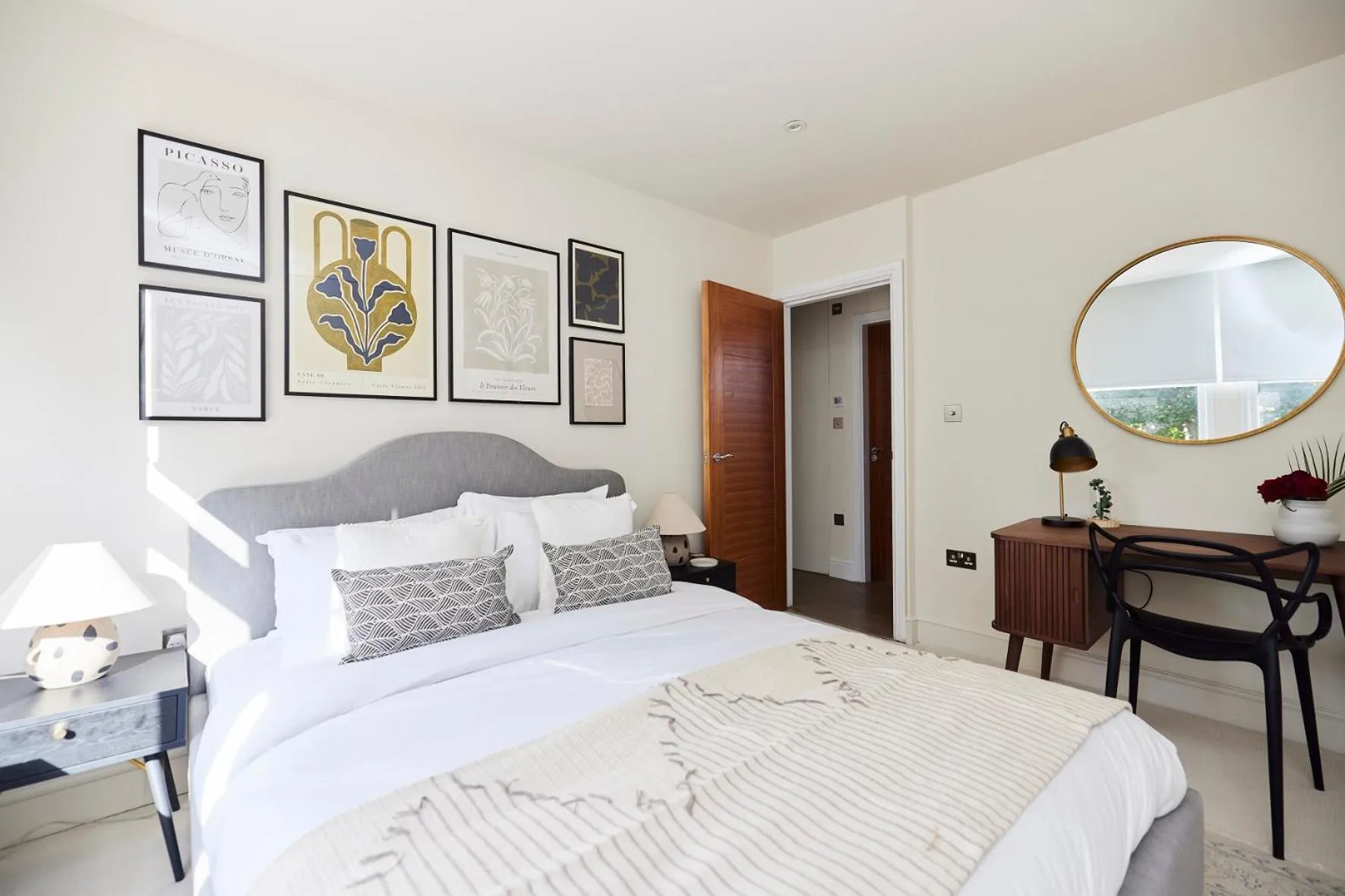 Bedroom in The Wandsworth Haven - Bright 2BDR Flat