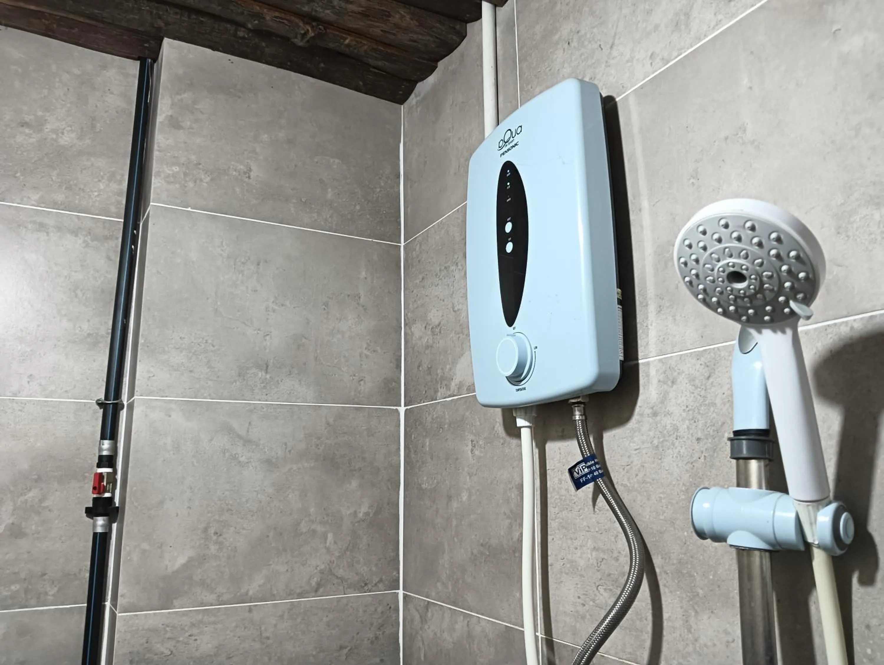 Bathroom in Hotel O Hi Inn 2