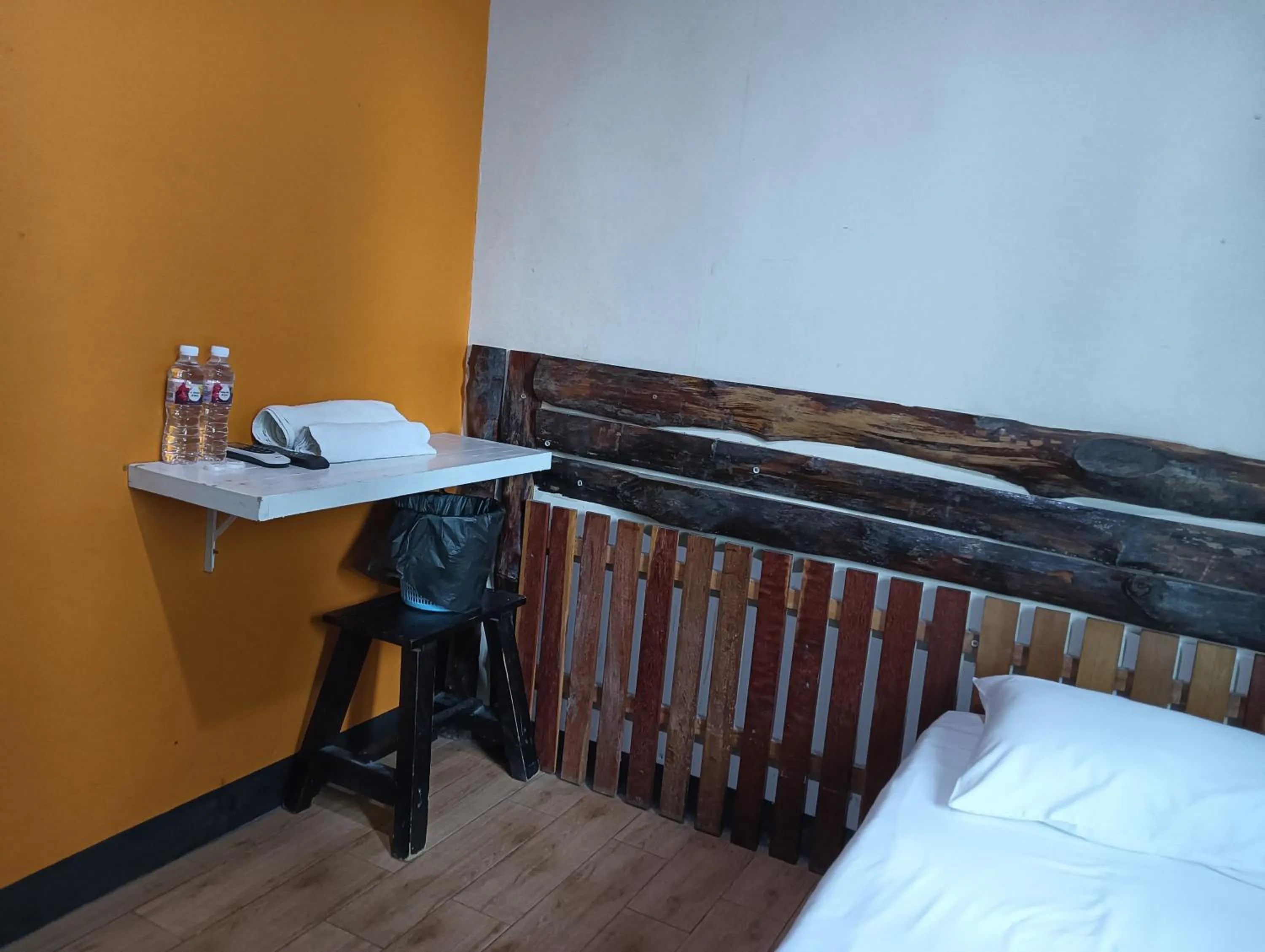 Bedroom, Bed in Hotel O Hi Inn 2