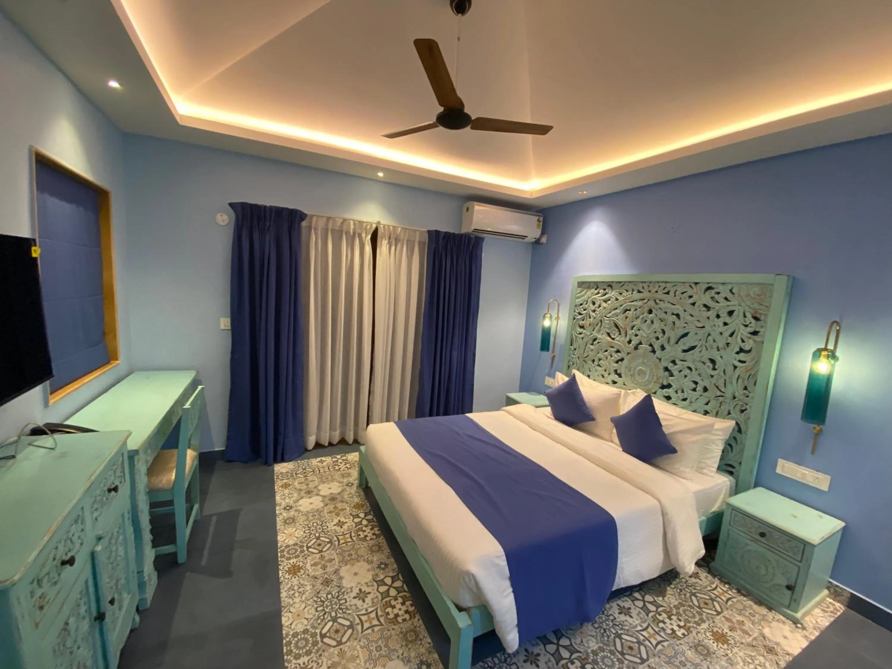 air conditioner, Bed in Atmani waterfront resort