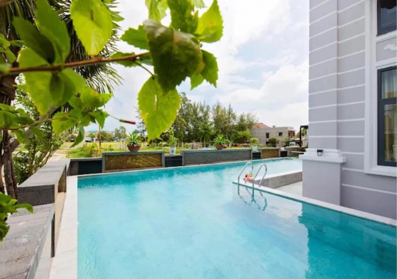 Swimming pool in My Son Boutique Hotel & Spa Hoi An