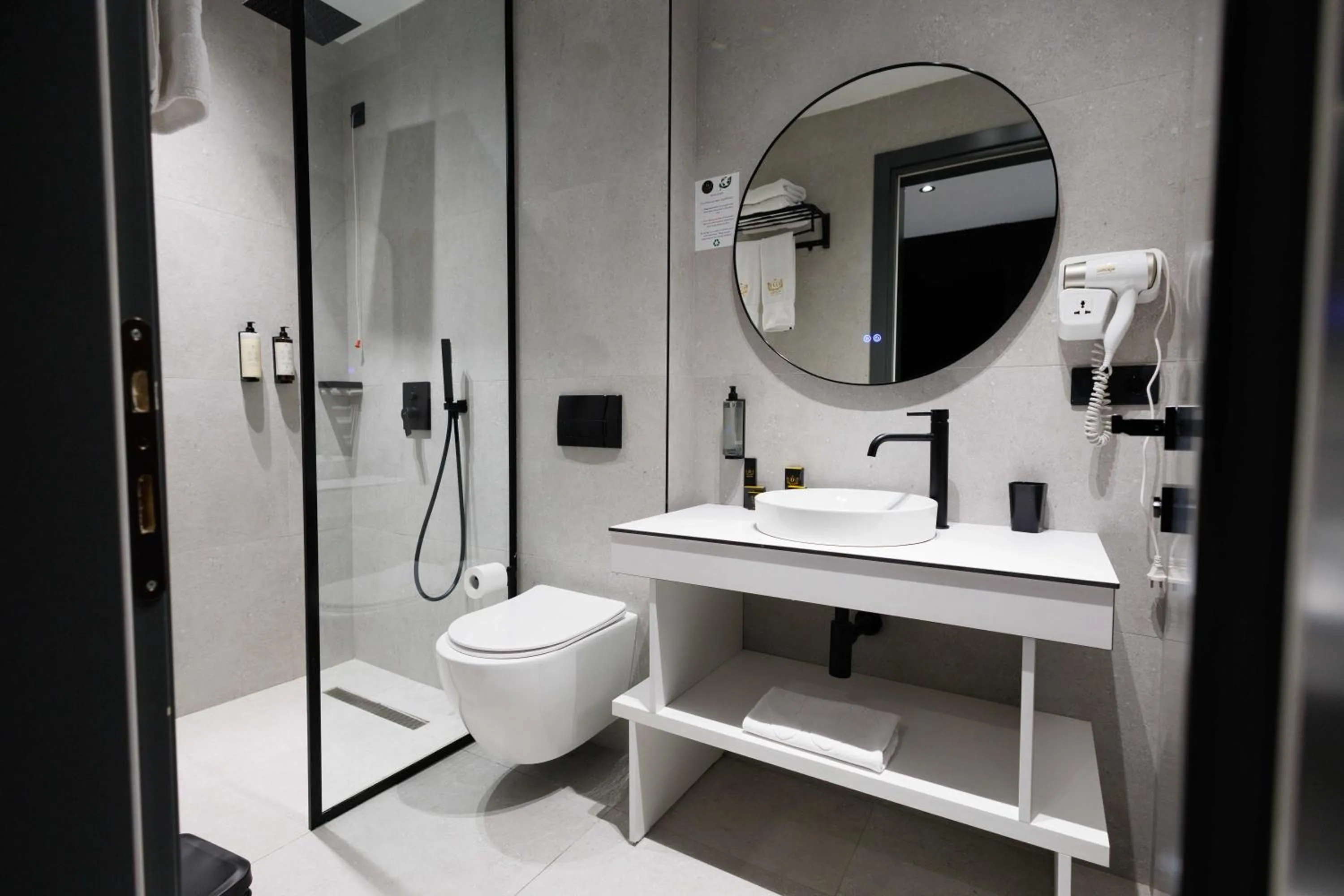 Shower in Destiny Hotel & SPA