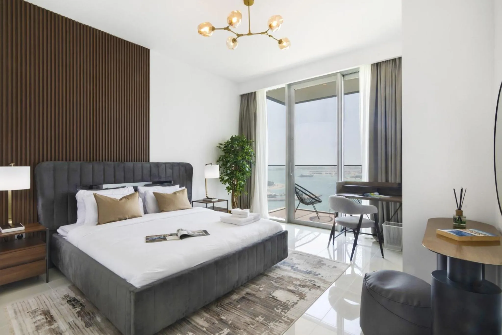 Bed in Sea view 2-Bedroom - Beach Isle