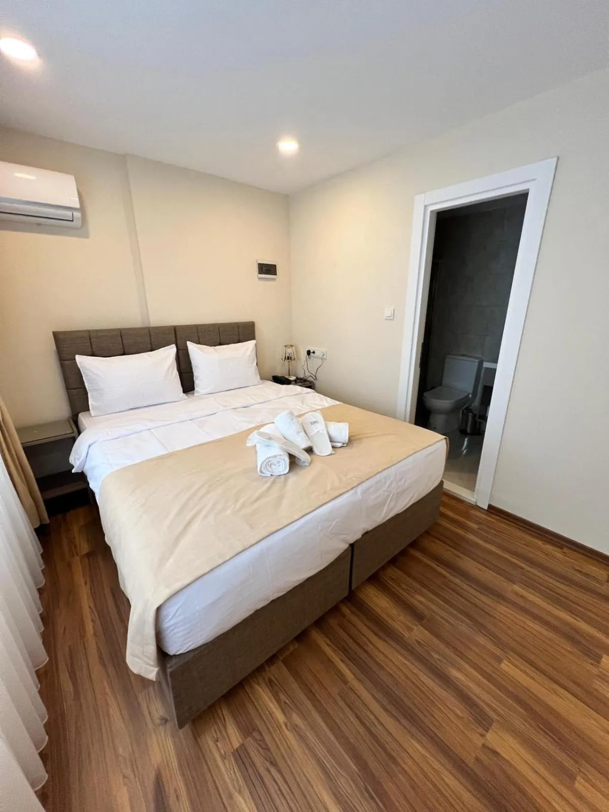 Bed in Taksim Nacre 360 Suit