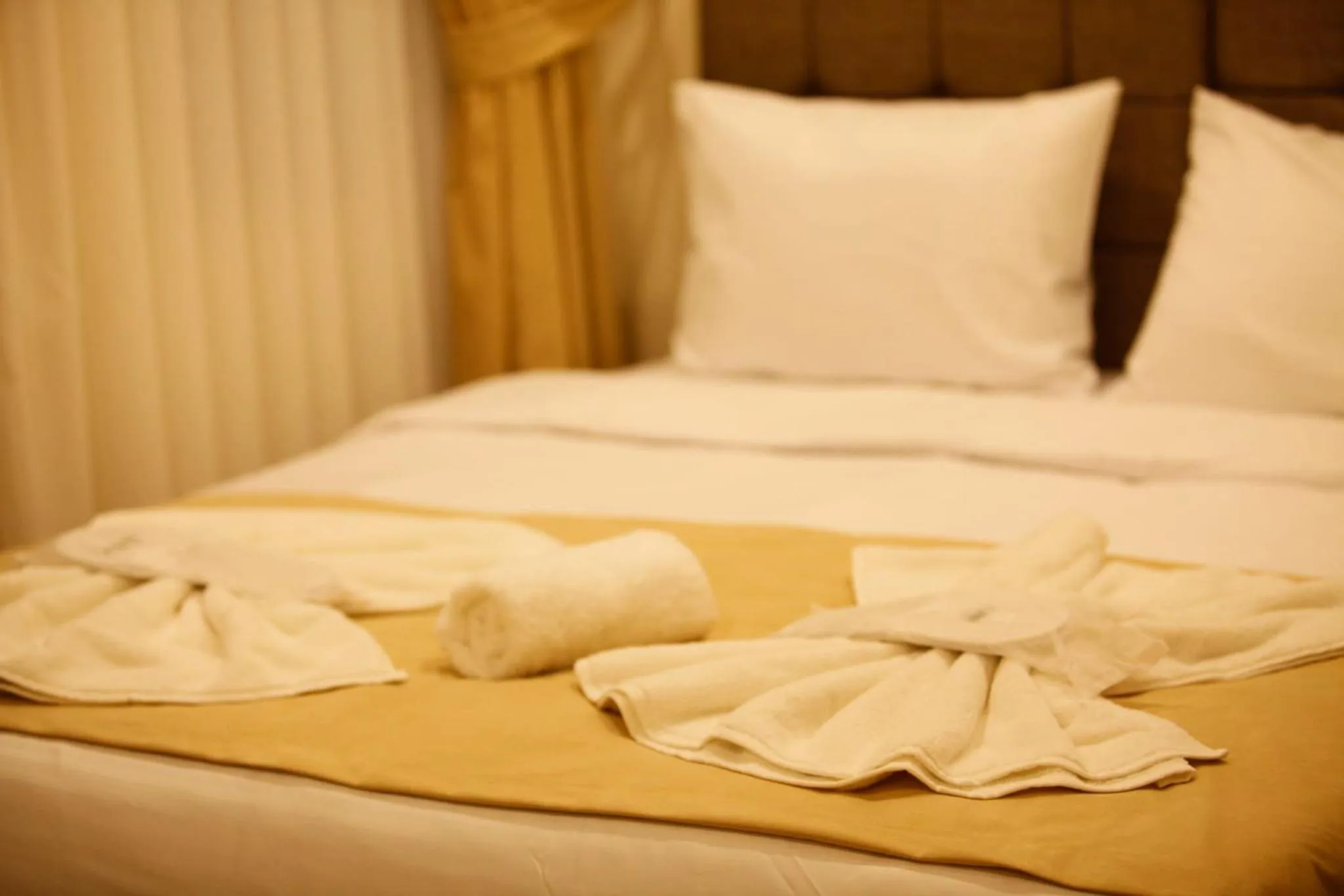 Bed in Taksim Nacre 360 Suit