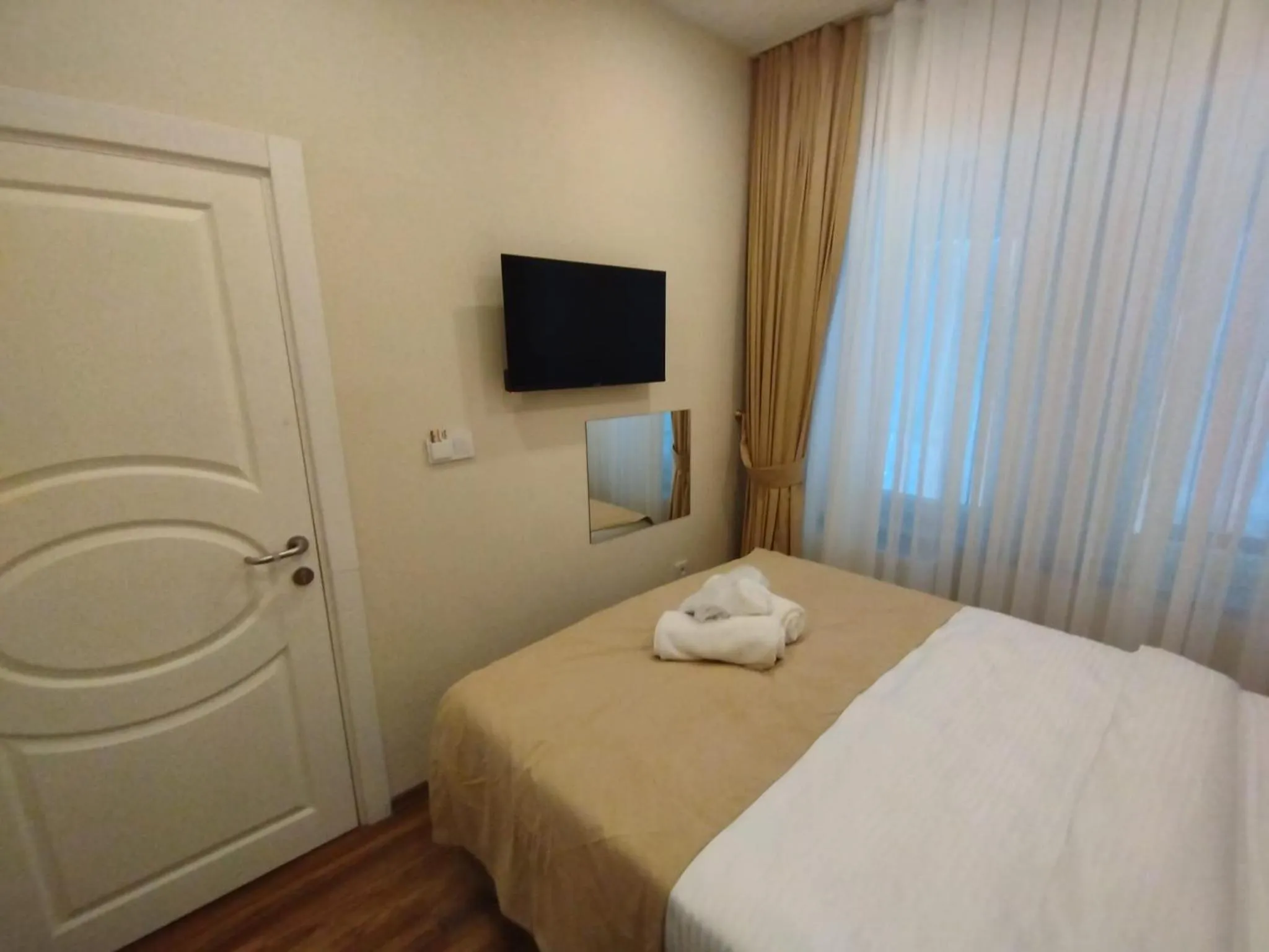 Bed in Taksim Nacre 360 Suit