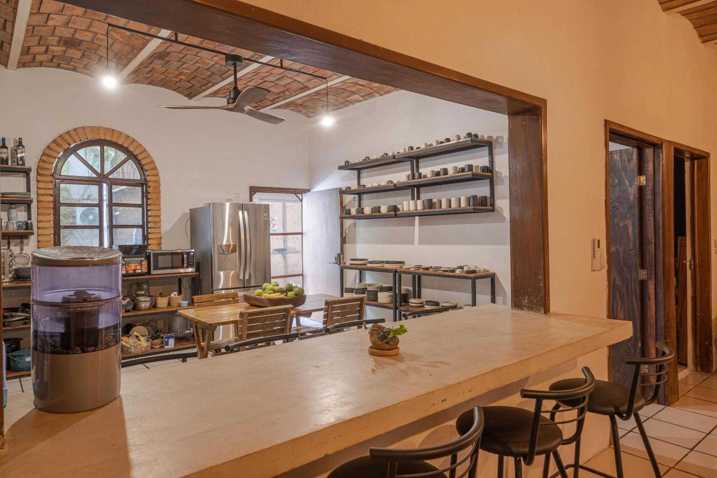 Communal kitchen in El Refugio de Sayulita - Solo Adultos