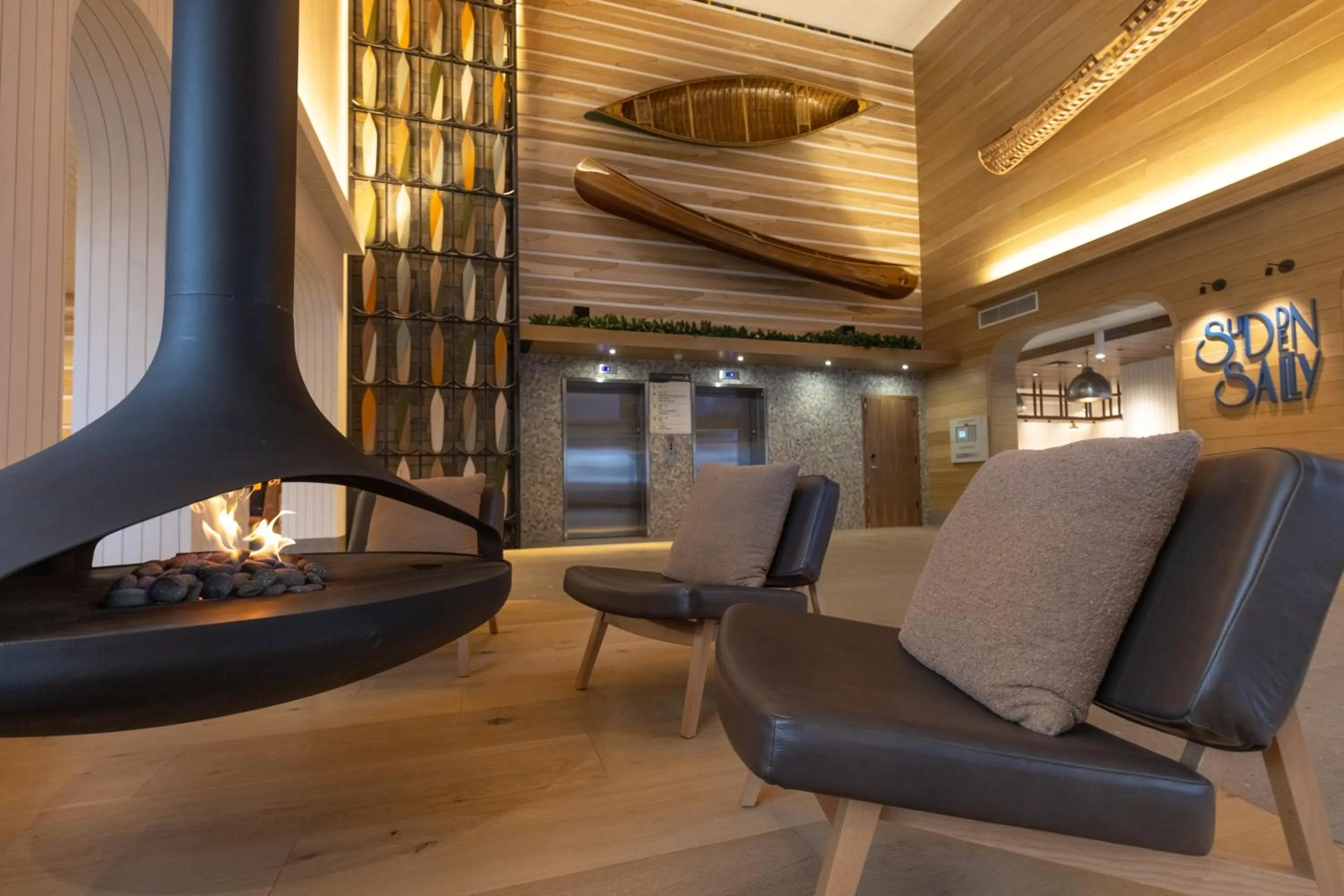 Lobby or reception in Hotel Canoe and Suites