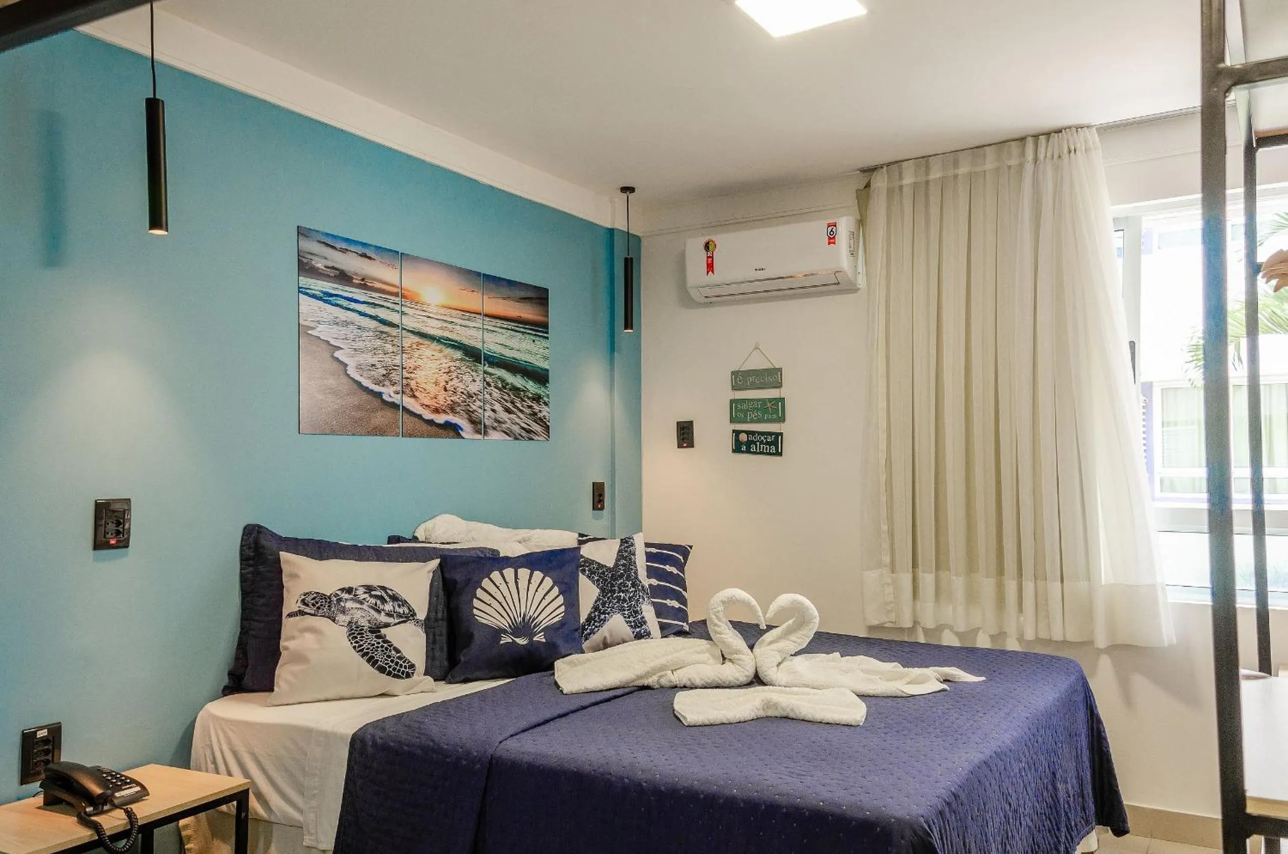 Bed in Suíte PÉ NA AREIA com PISCINA, WIFI e ESTACIONAMENTO em PONTA NEGRA