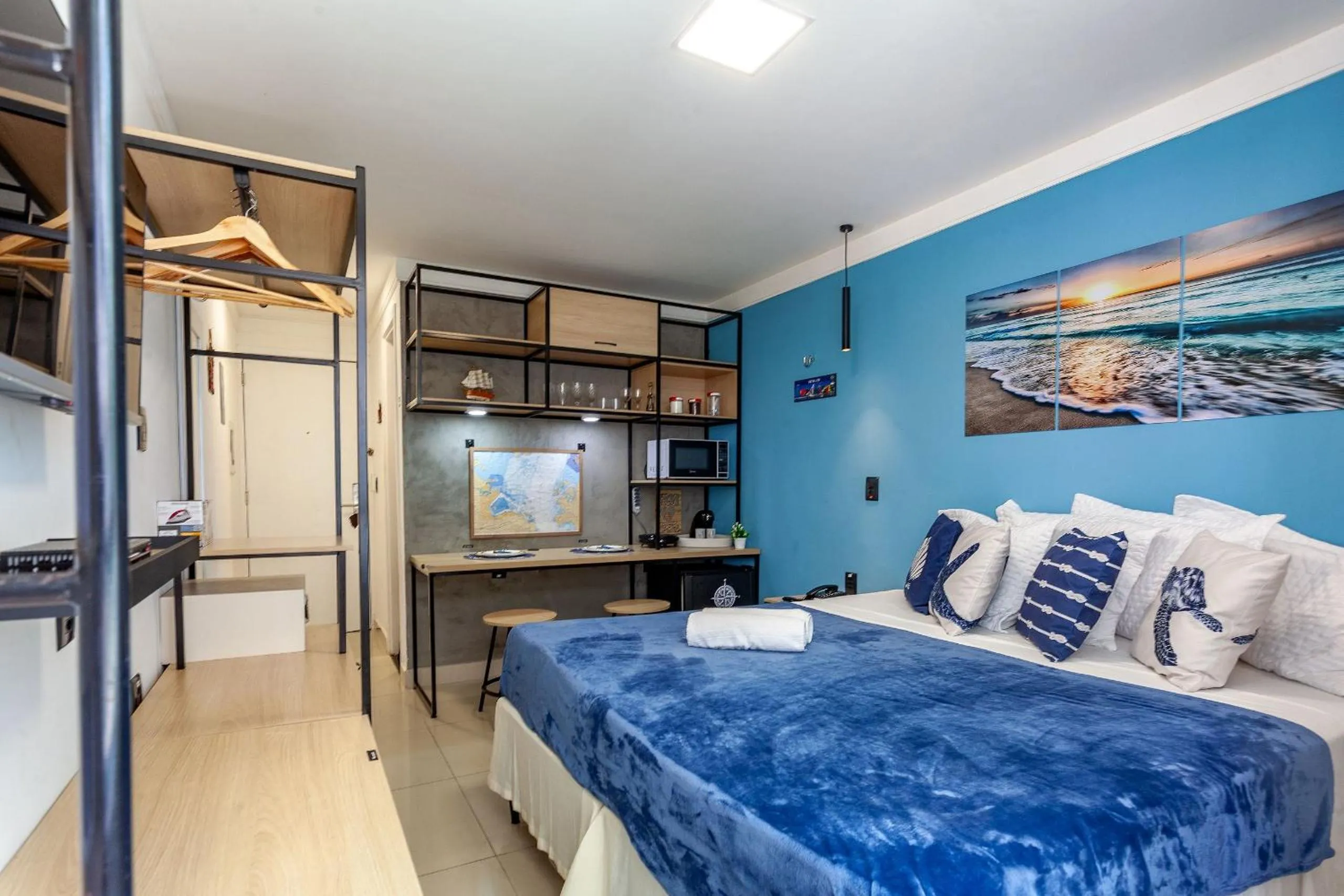 View (from property/room), Bed in Suíte PÉ NA AREIA com PISCINA, WIFI e ESTACIONAMENTO em PONTA NEGRA