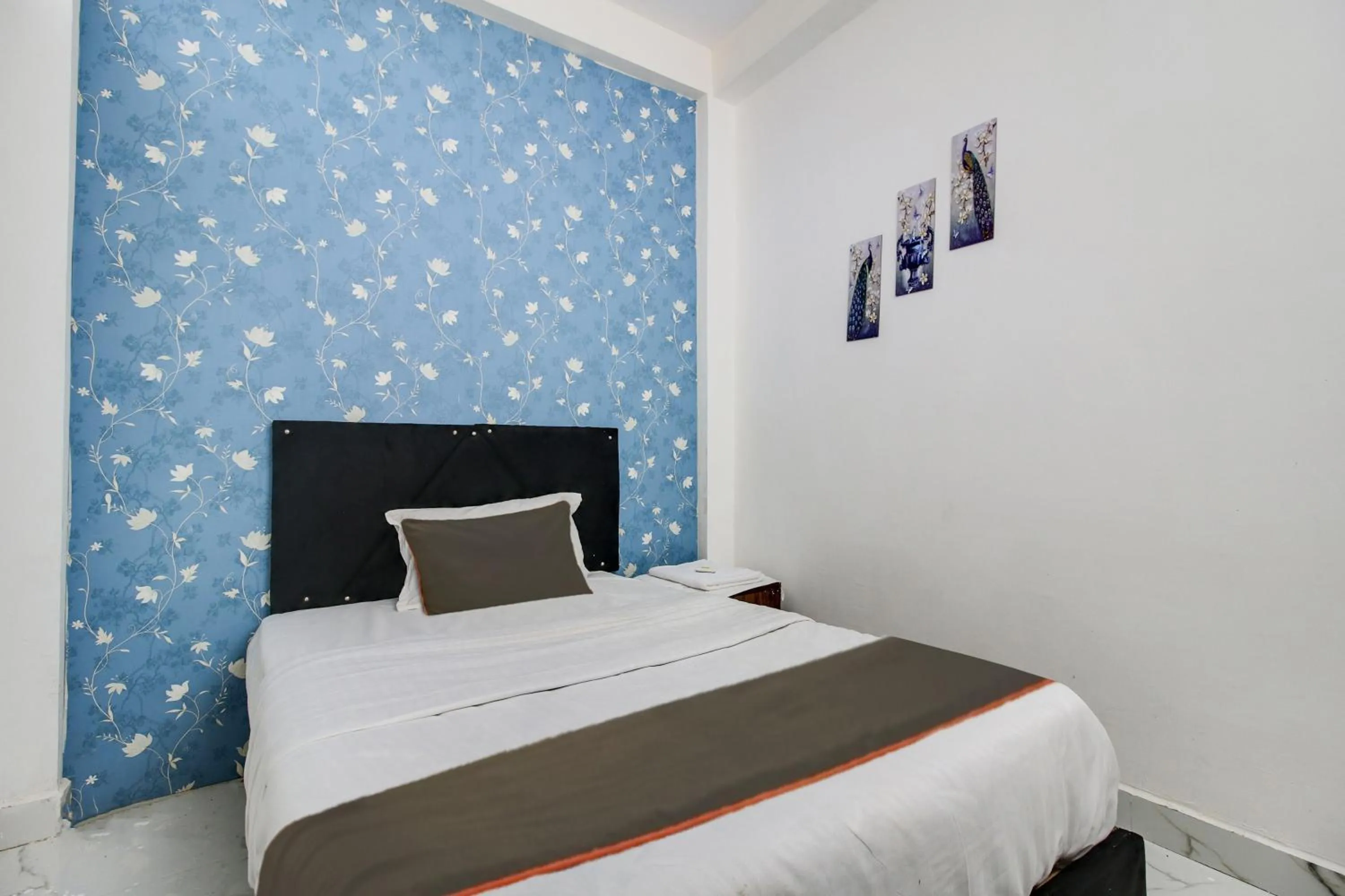 Bedroom, Bed in Hotel O by OYO Sawariya Regency