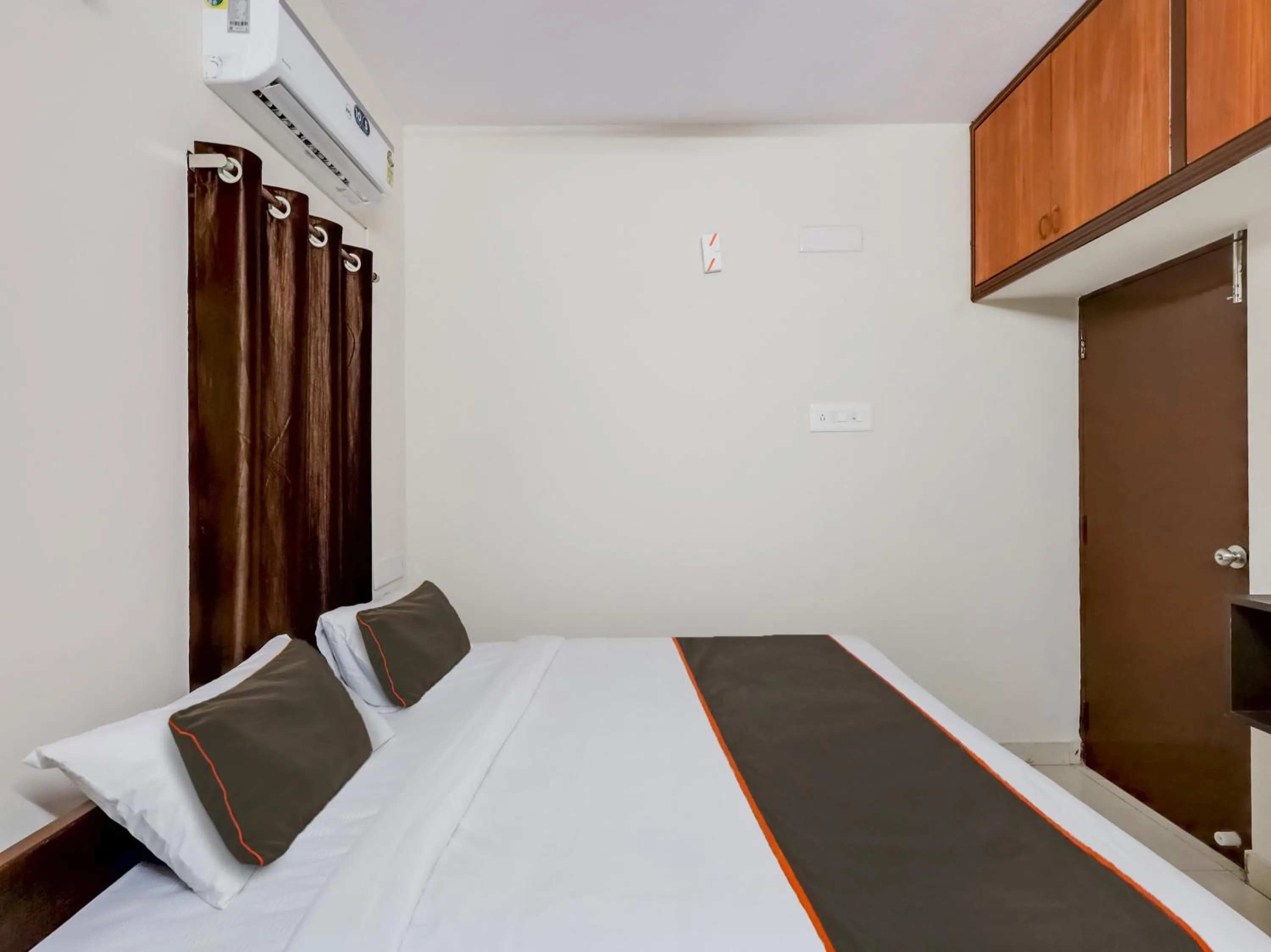 Bedroom in Hotel O Valasaravakkam