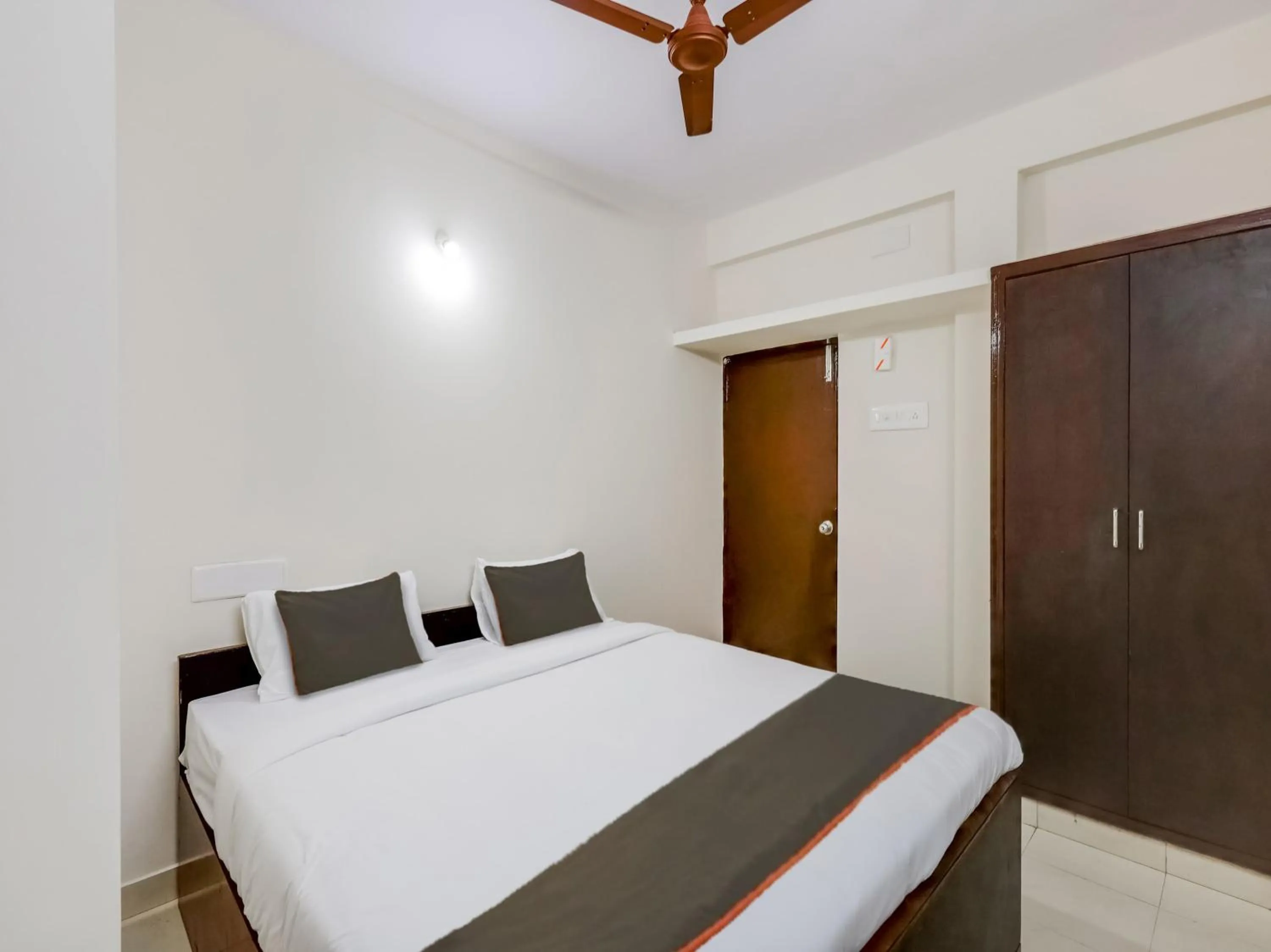 Bedroom in Hotel O Valasaravakkam