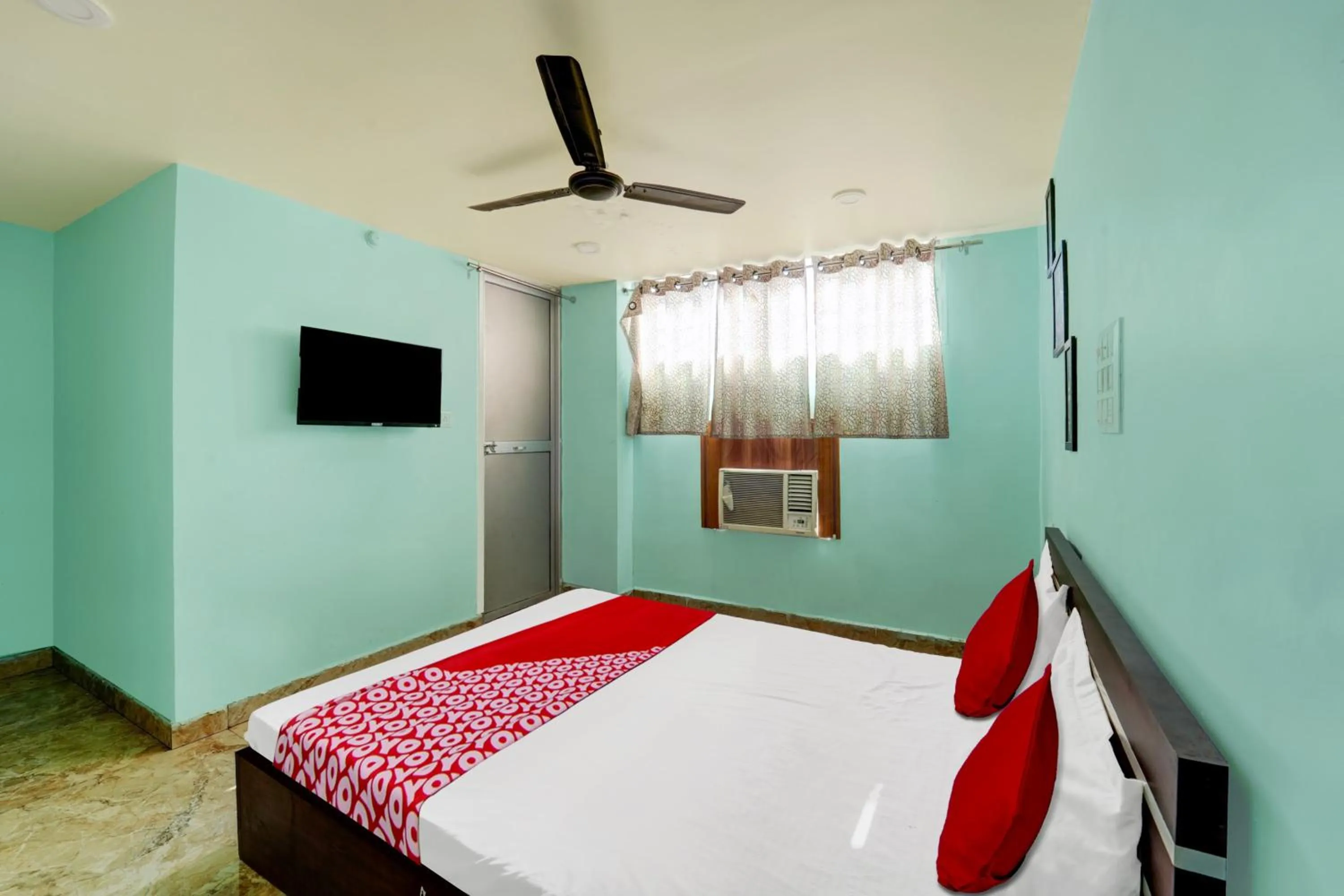 Bedroom, Bed in Super Hotel O 27 Degree Hotel