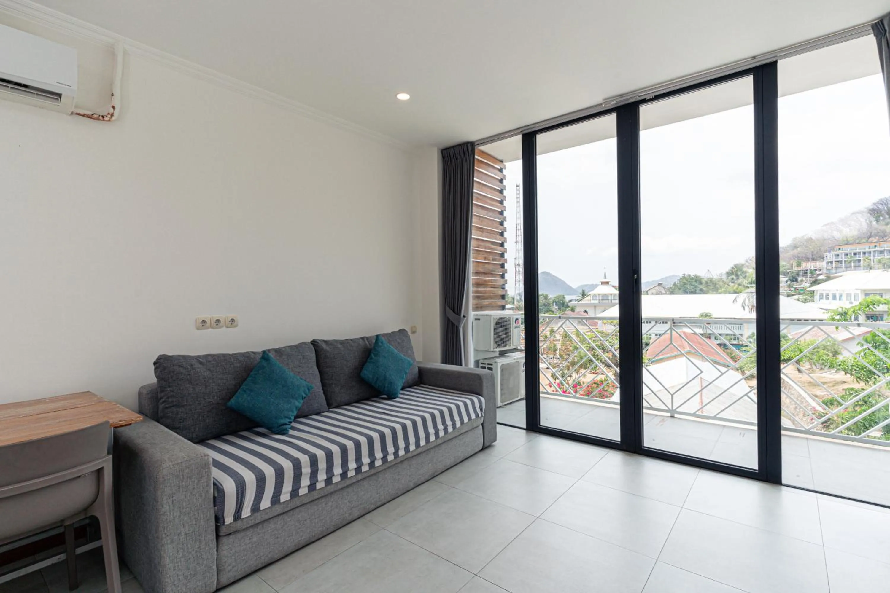 Living room in Komodo Suites Downtown