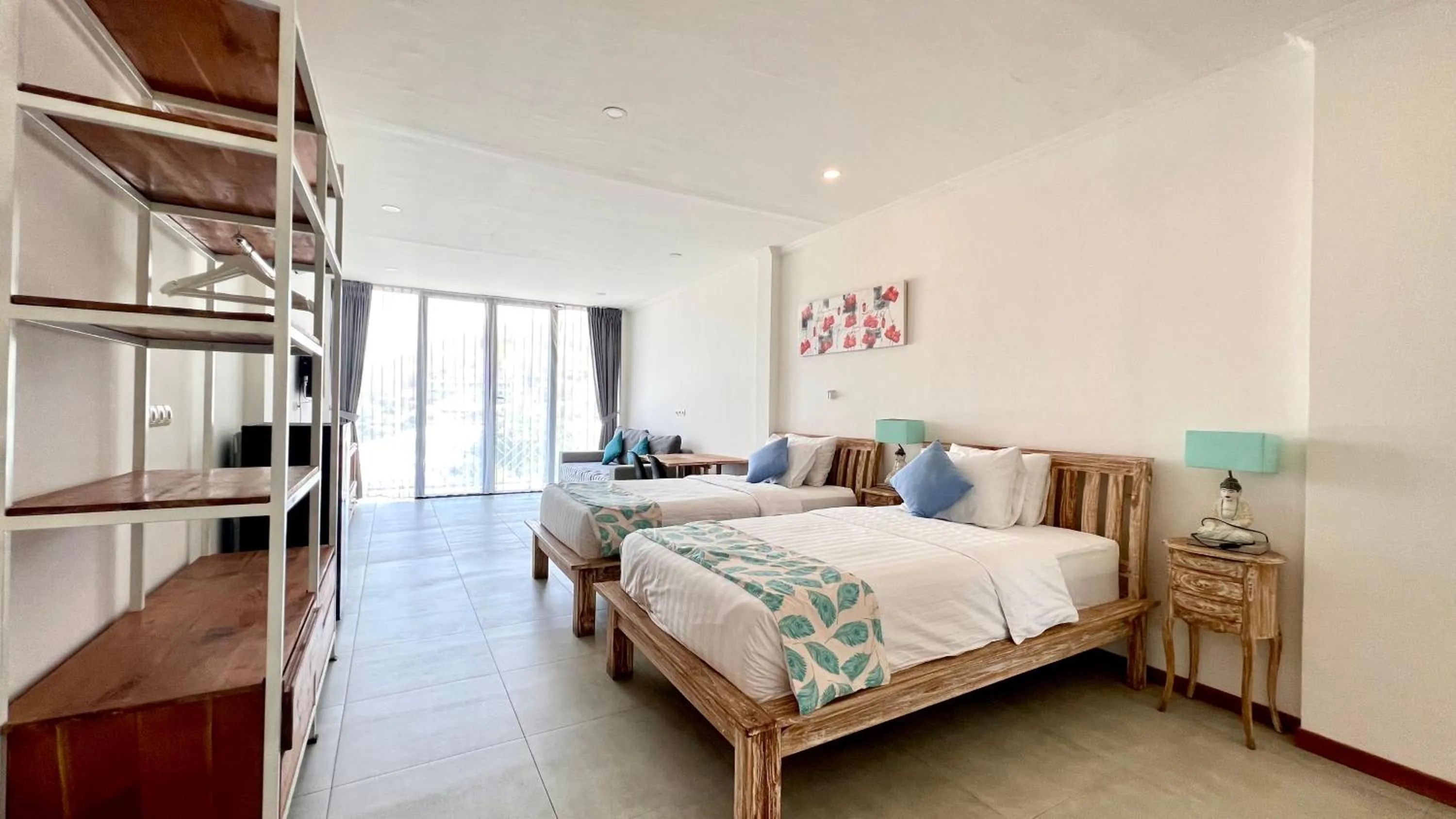 Bedroom, Bed in Komodo Suites Downtown