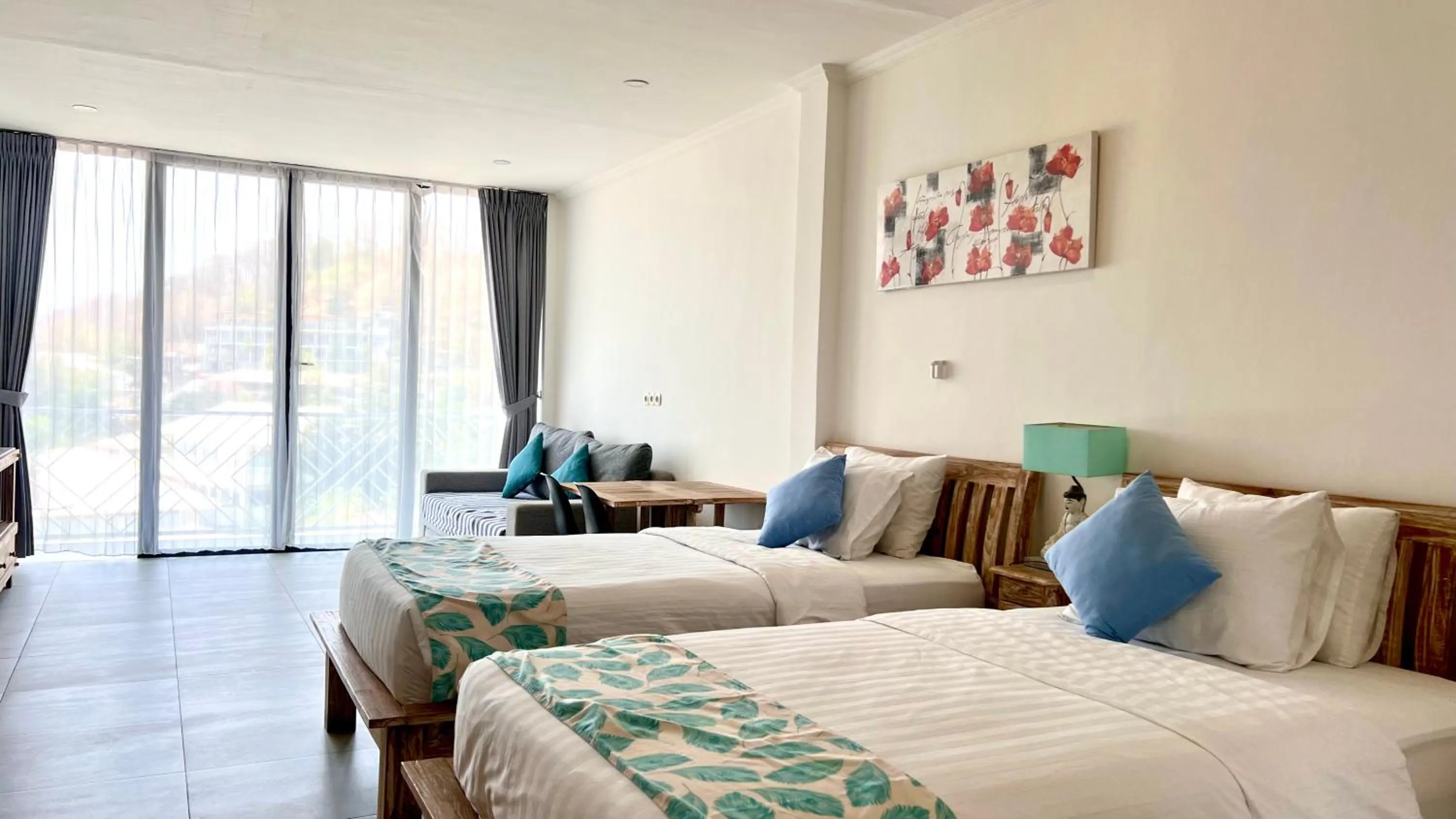 Bedroom, Bed in Komodo Suites Downtown