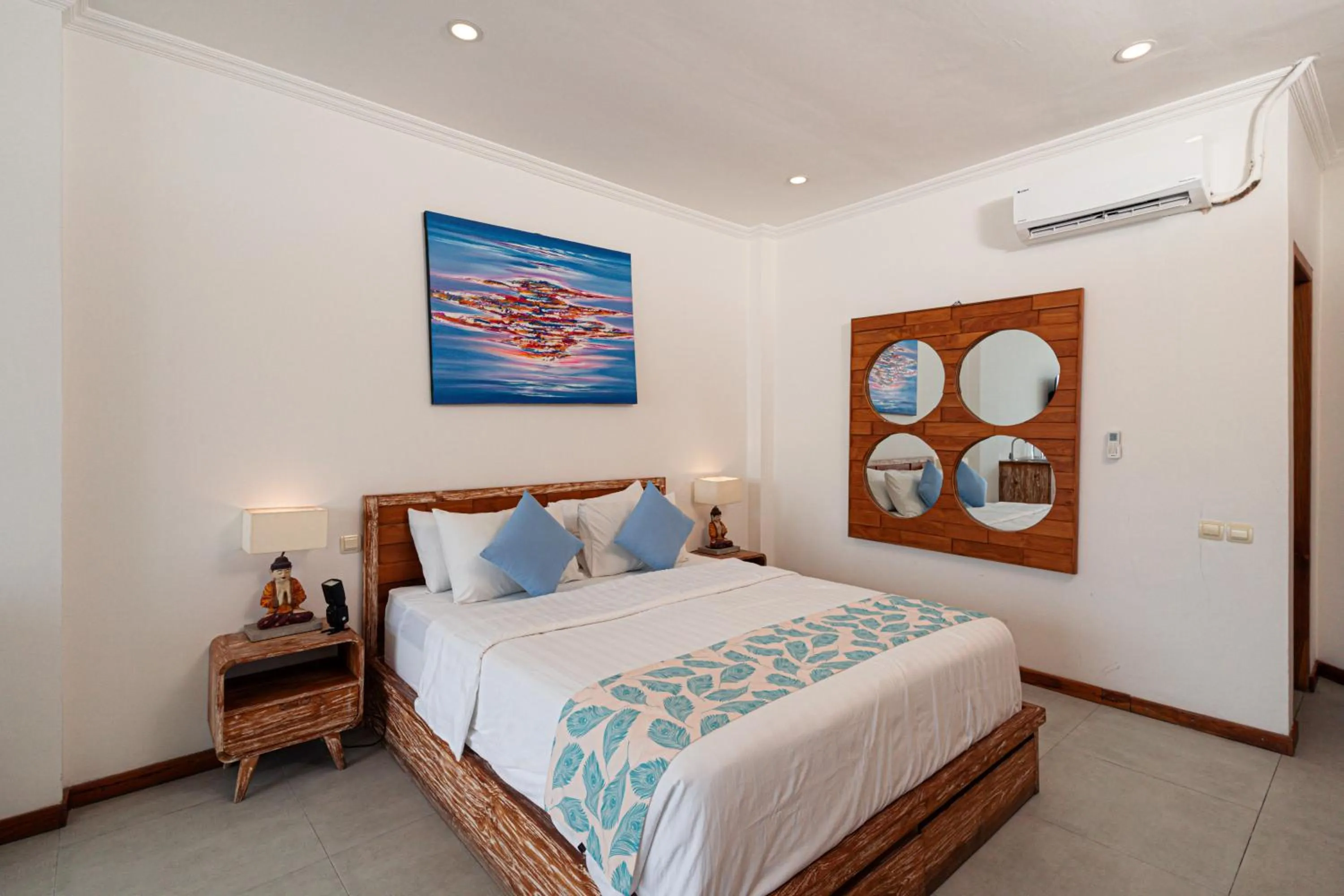 Bedroom, Bed in Komodo Suites Downtown