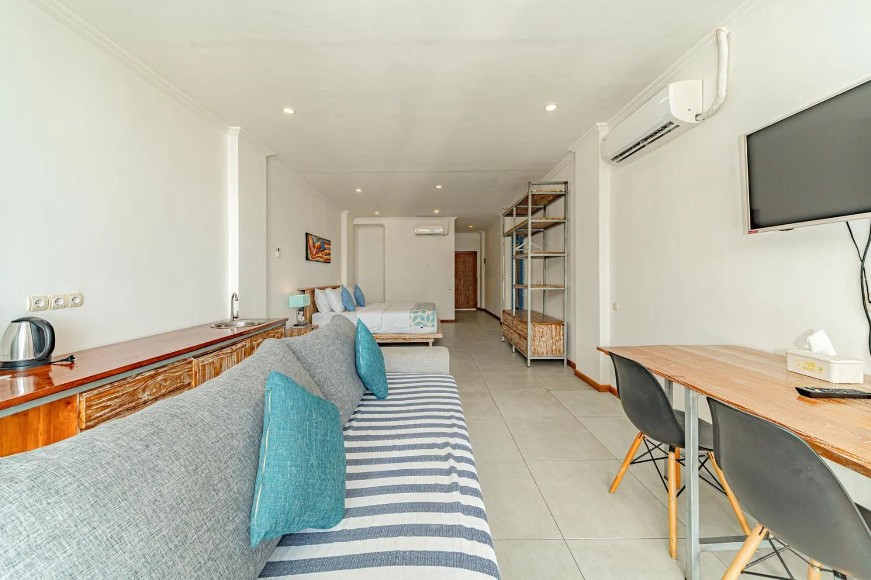 Living room in Komodo Suites Downtown