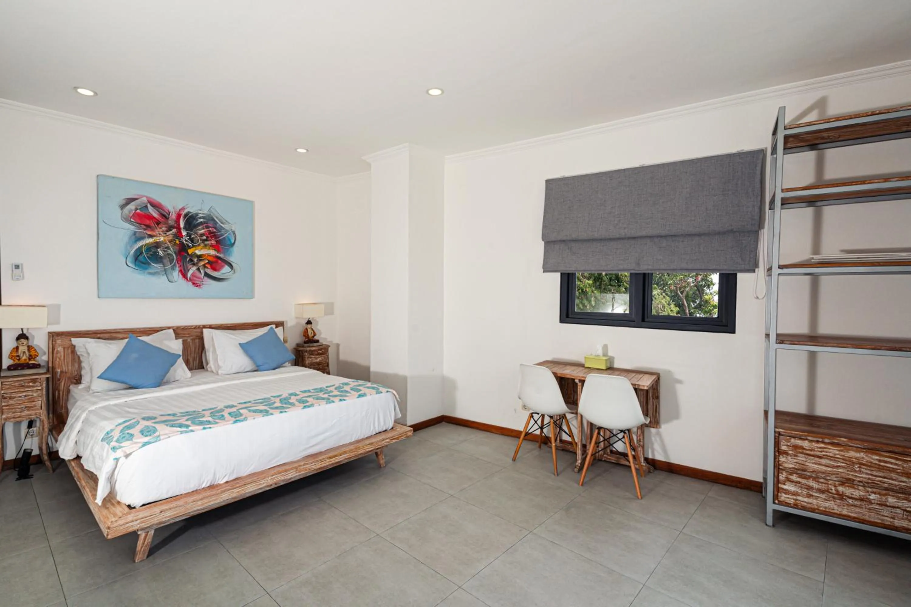 Bedroom, Bed in Komodo Suites Downtown