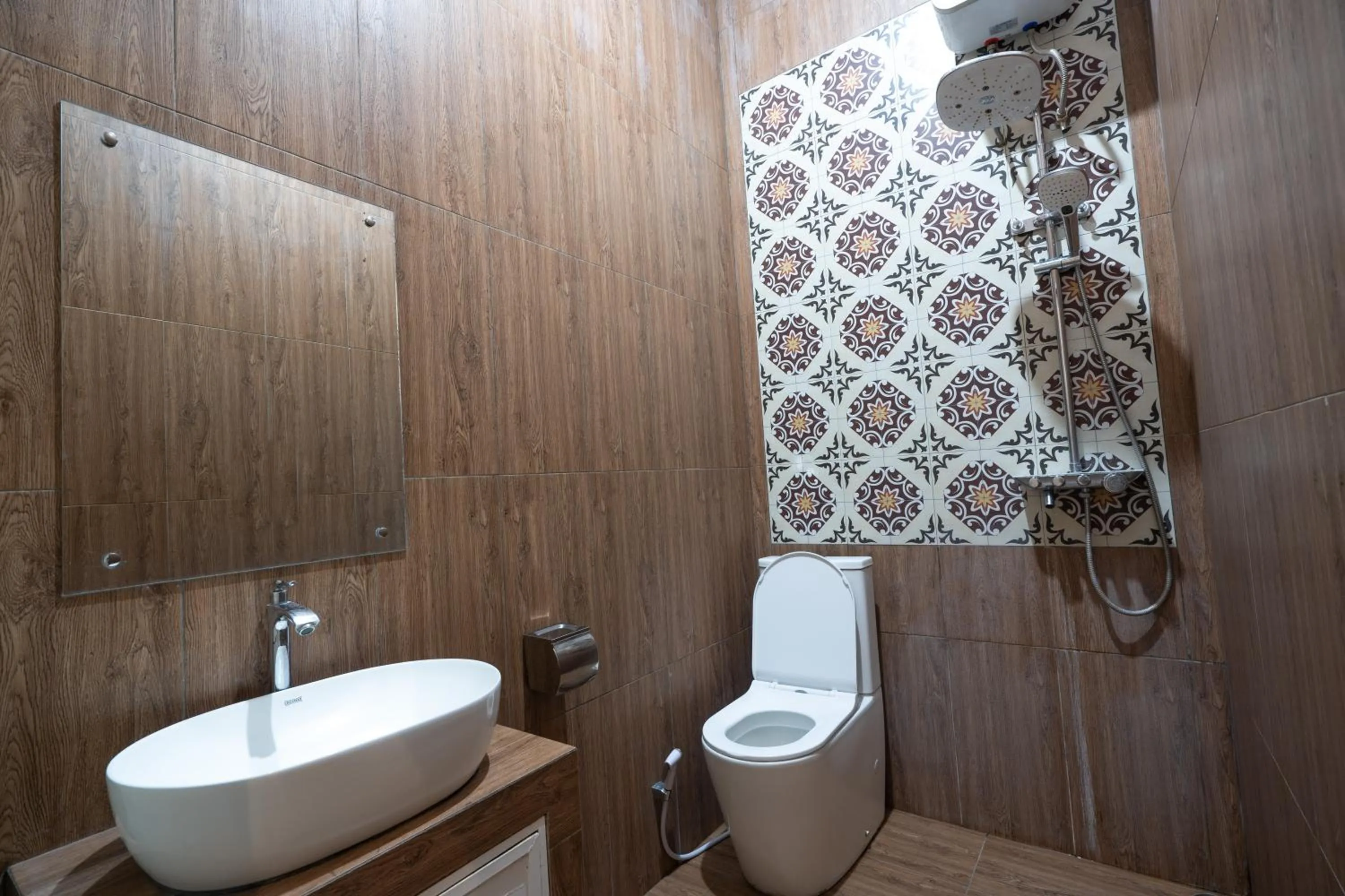 Shower in Kinkeo Borobudur