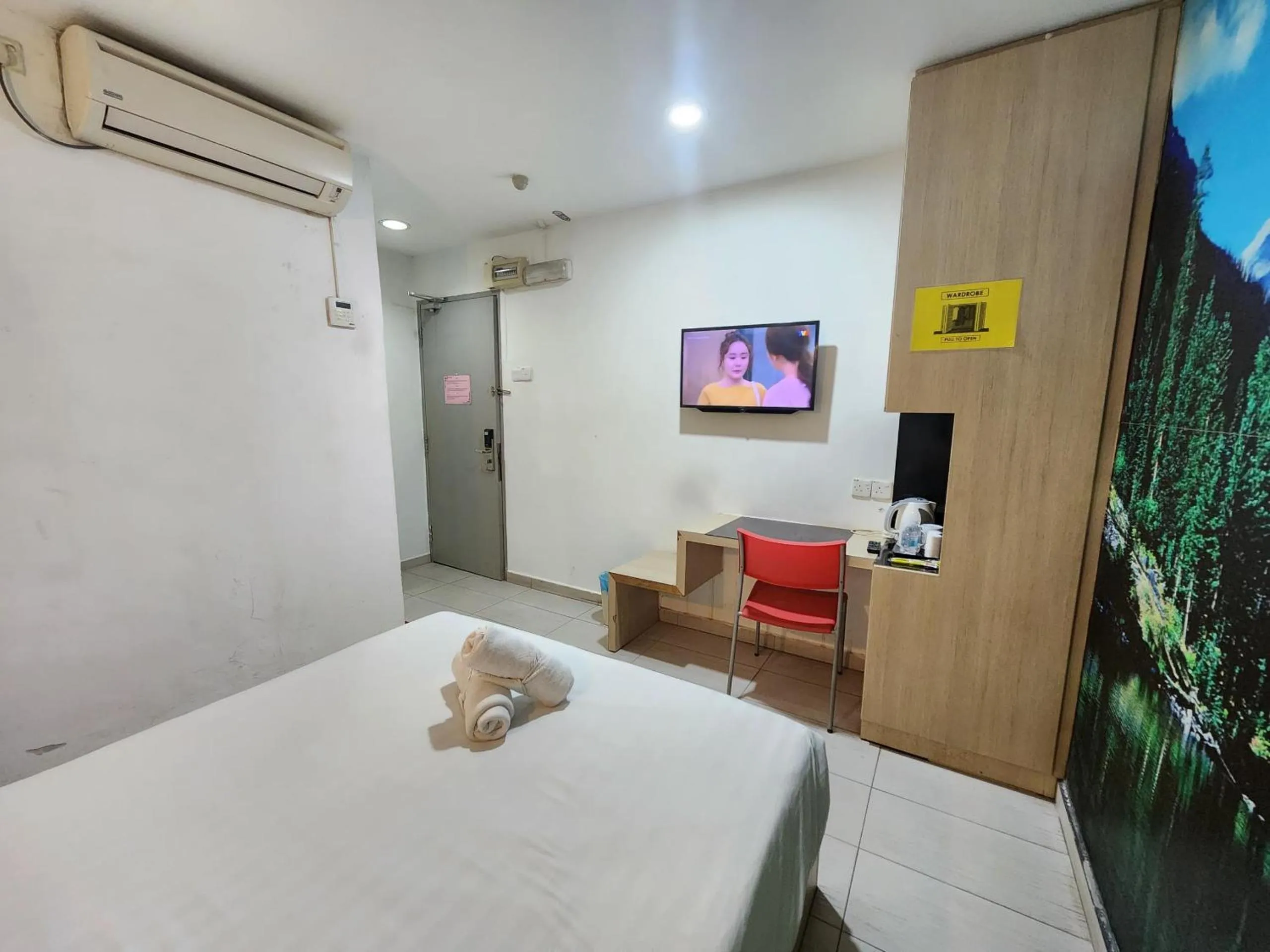 Bed in Kozi Hotel by Ardens - Danga Bay