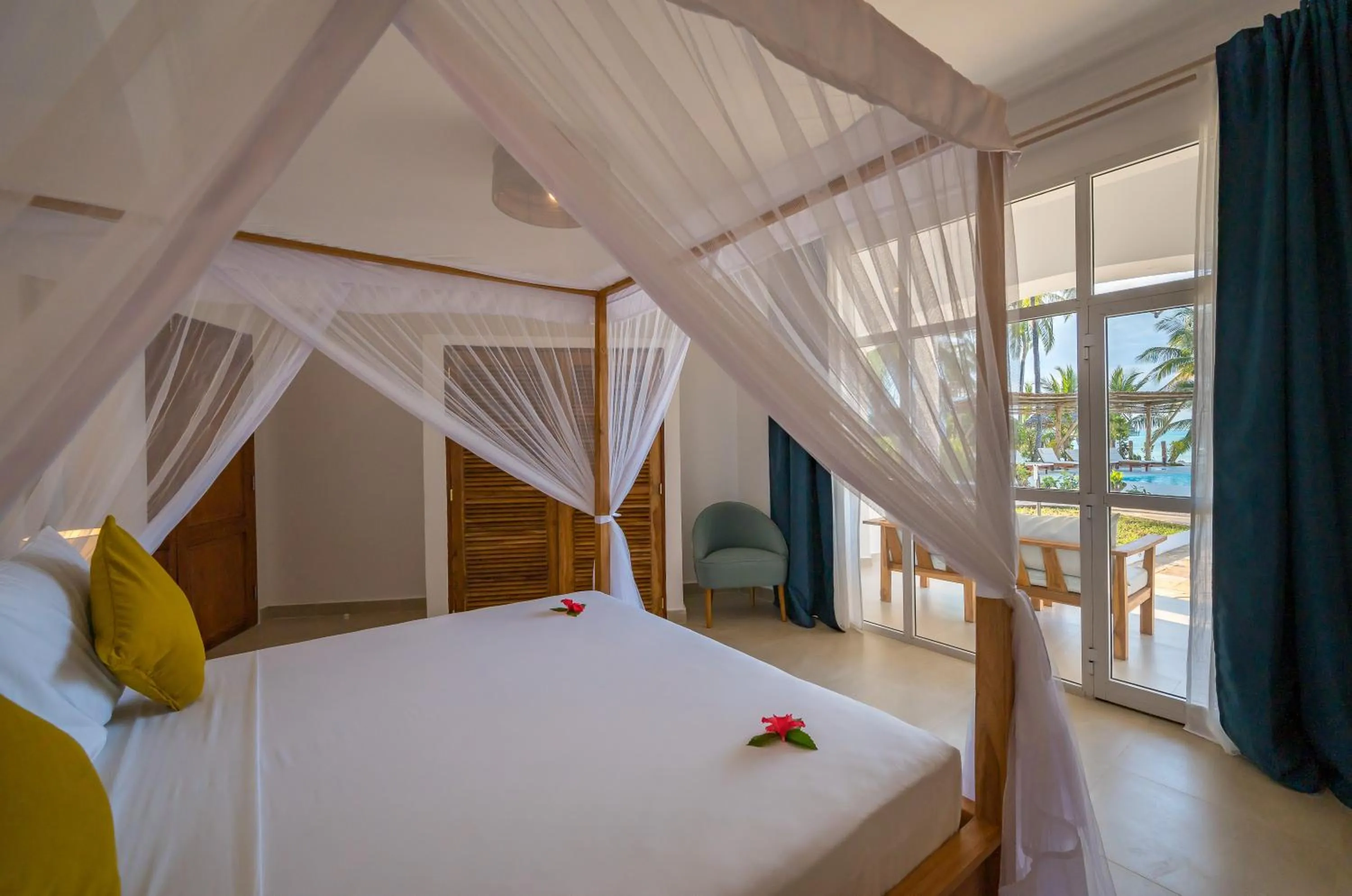 Balcony/Terrace, Bed in Ocean Boutique Hotel - Adults only