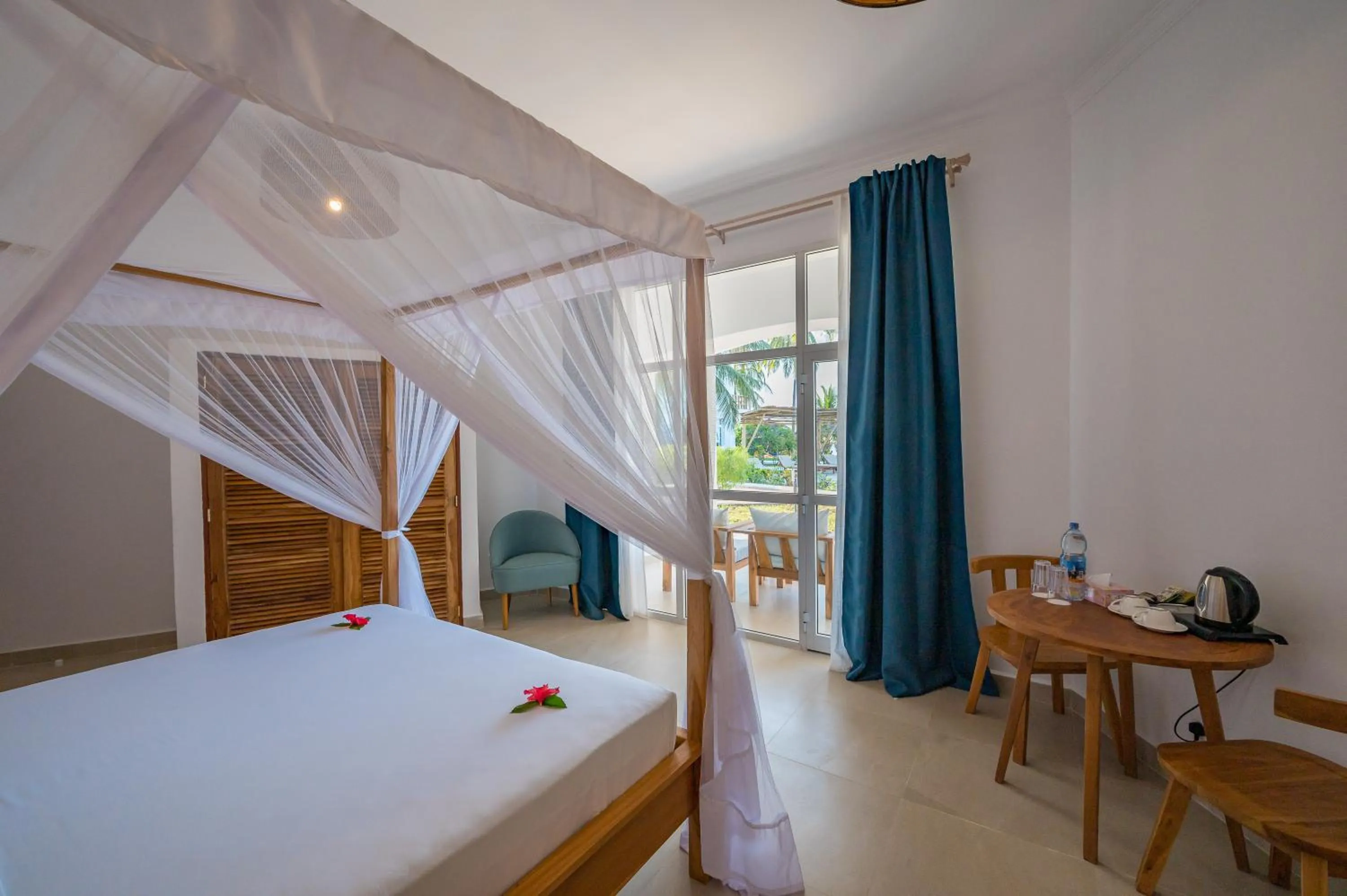 Bedroom, Bed in Ocean Boutique Hotel - Adults only