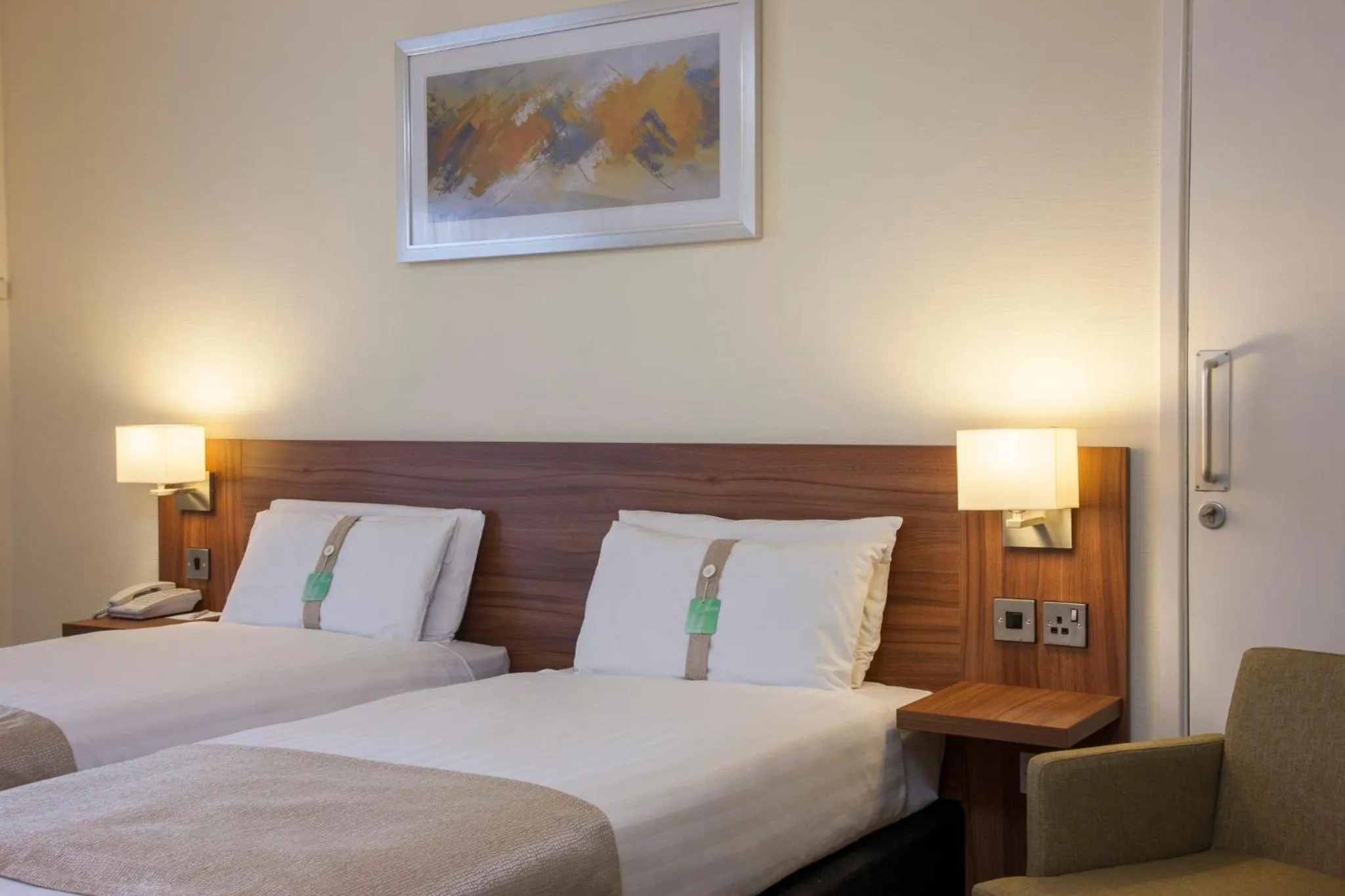 Photo of the whole room, Bed in Holiday Inn Norwich North by IHG