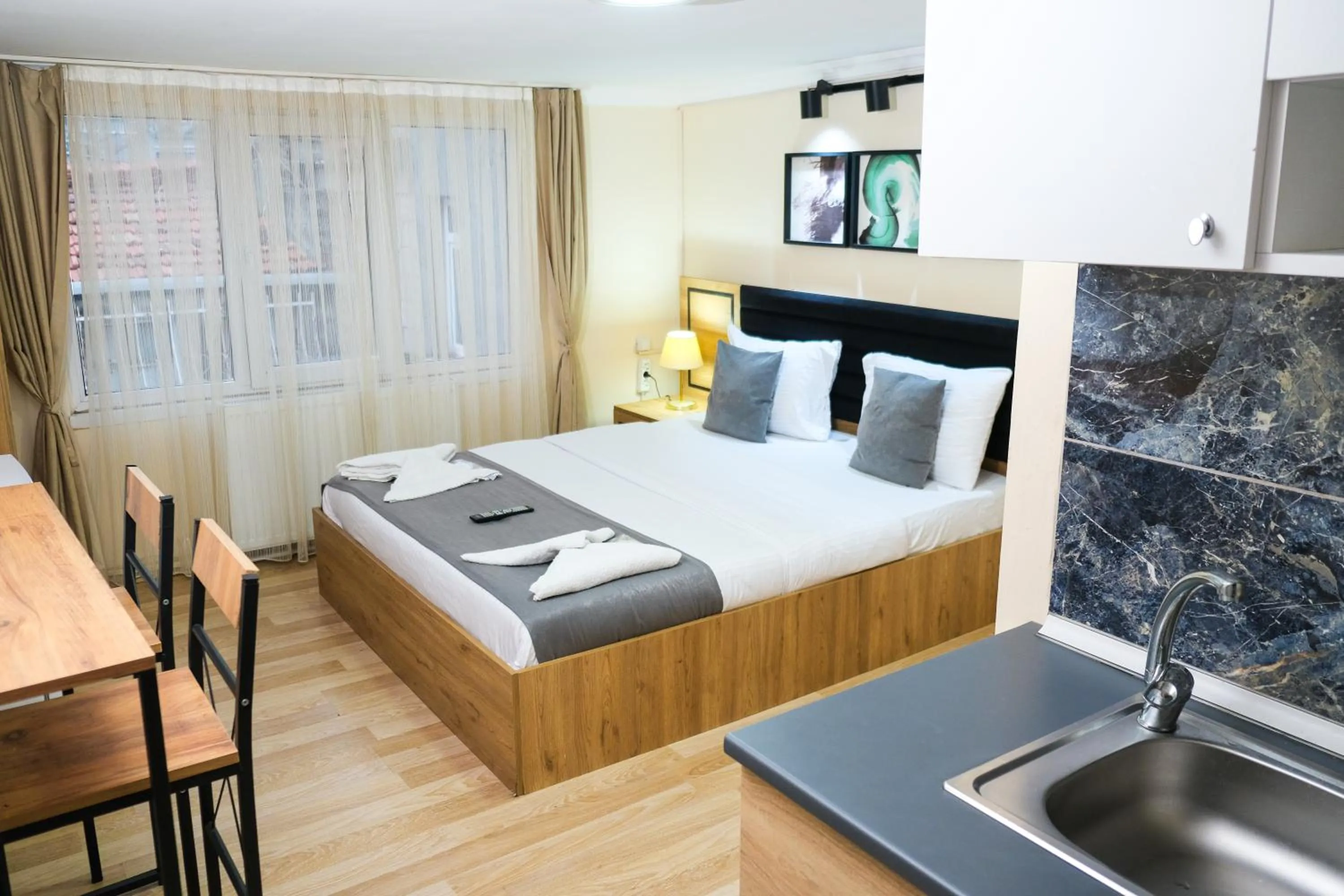 Bed in Taksim Nikea Suites 80