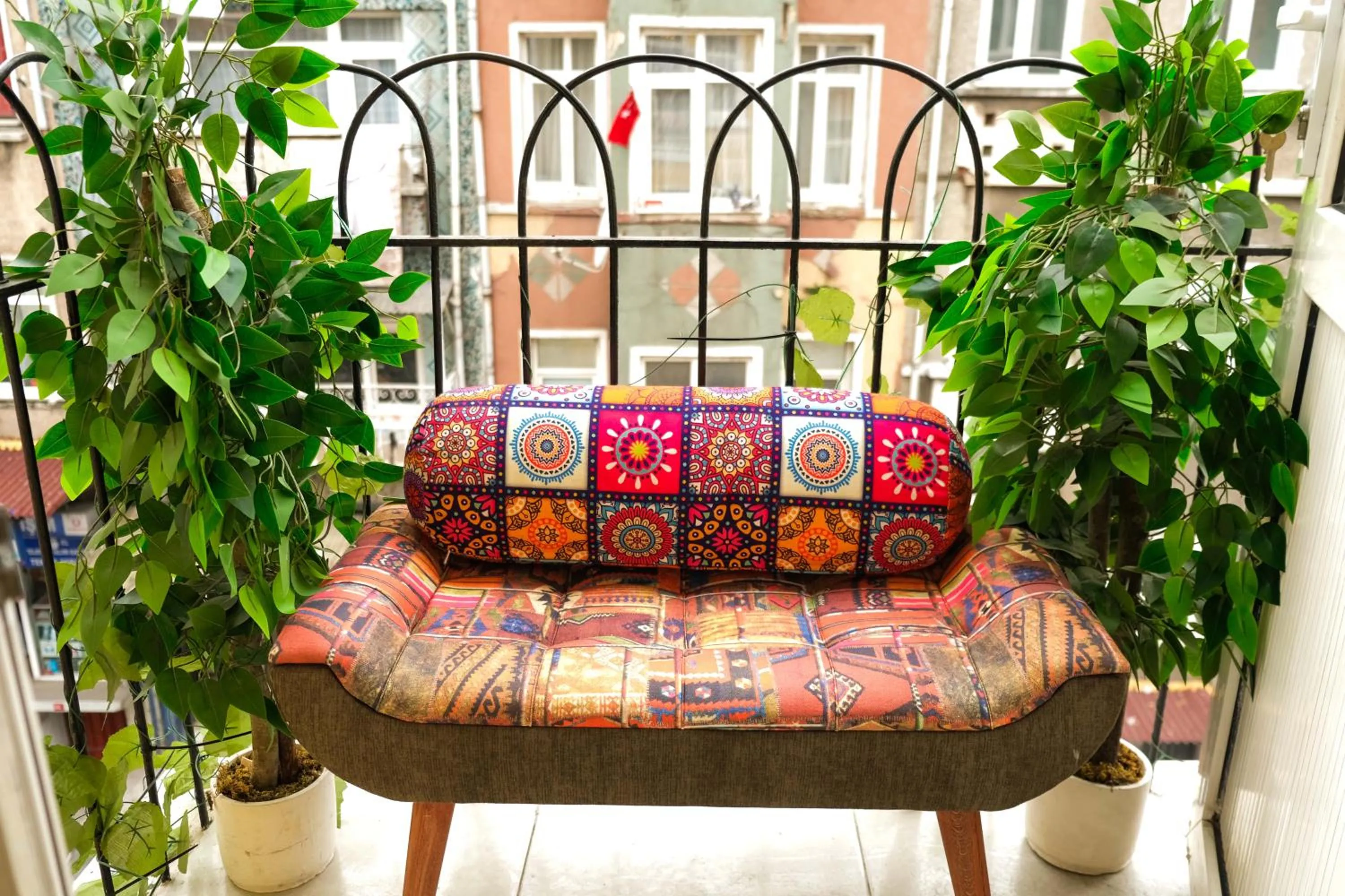 Seating area in Taksim Nikea Suites 80