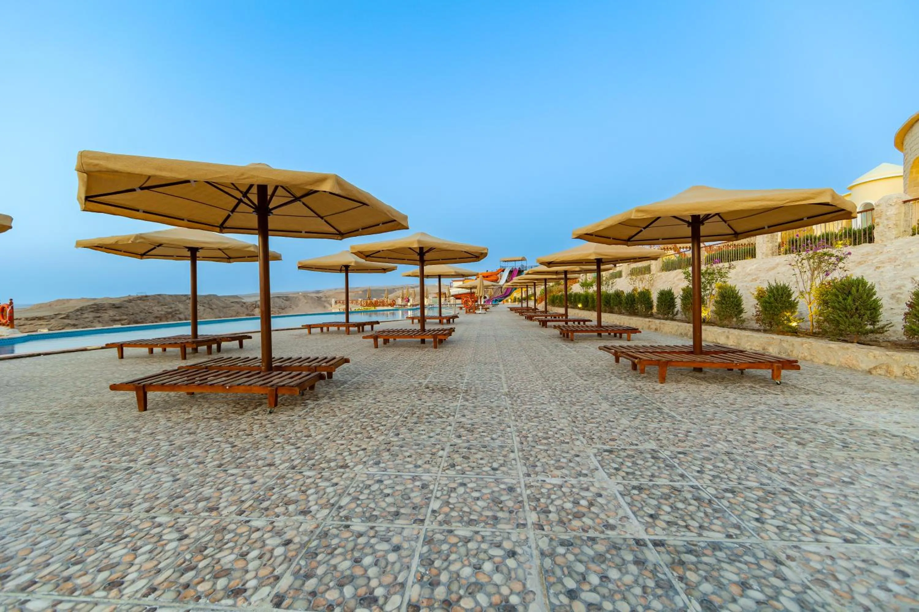 Swimming pool in Siva Golden Bay Makadi