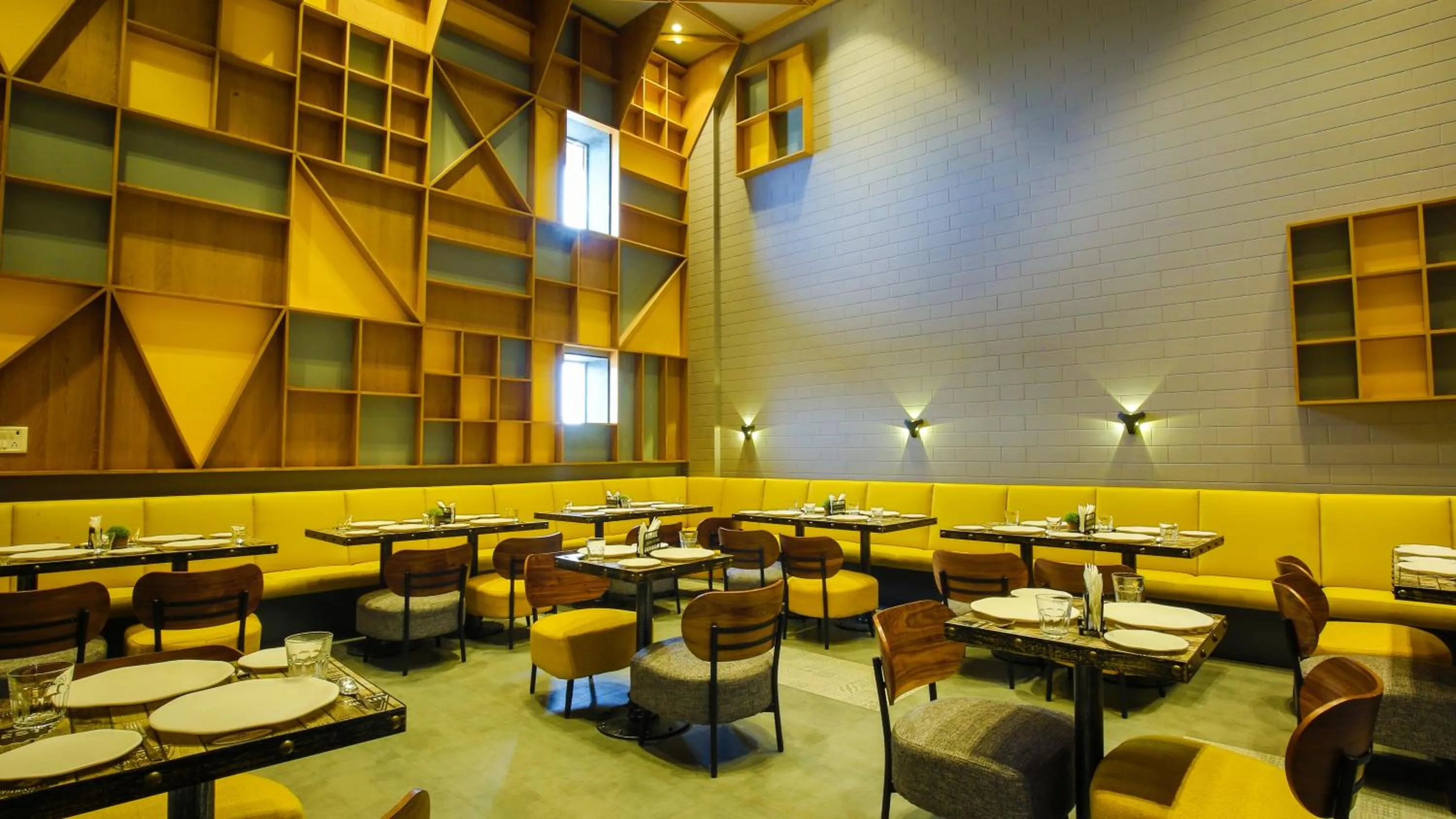 Restaurant/places to eat in The Weekend Address