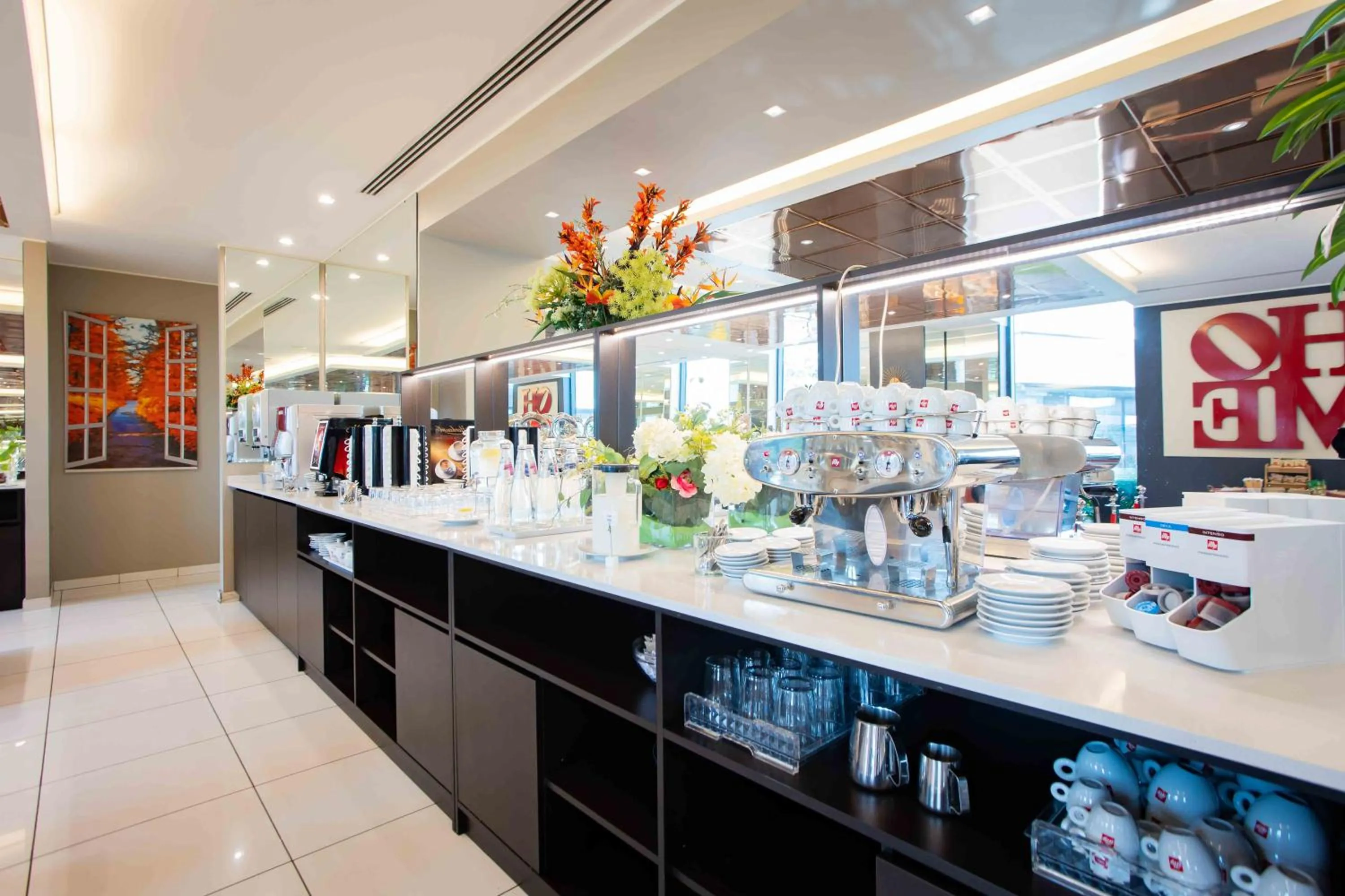 Restaurant/places to eat in AN Hotel Milano Melegnano