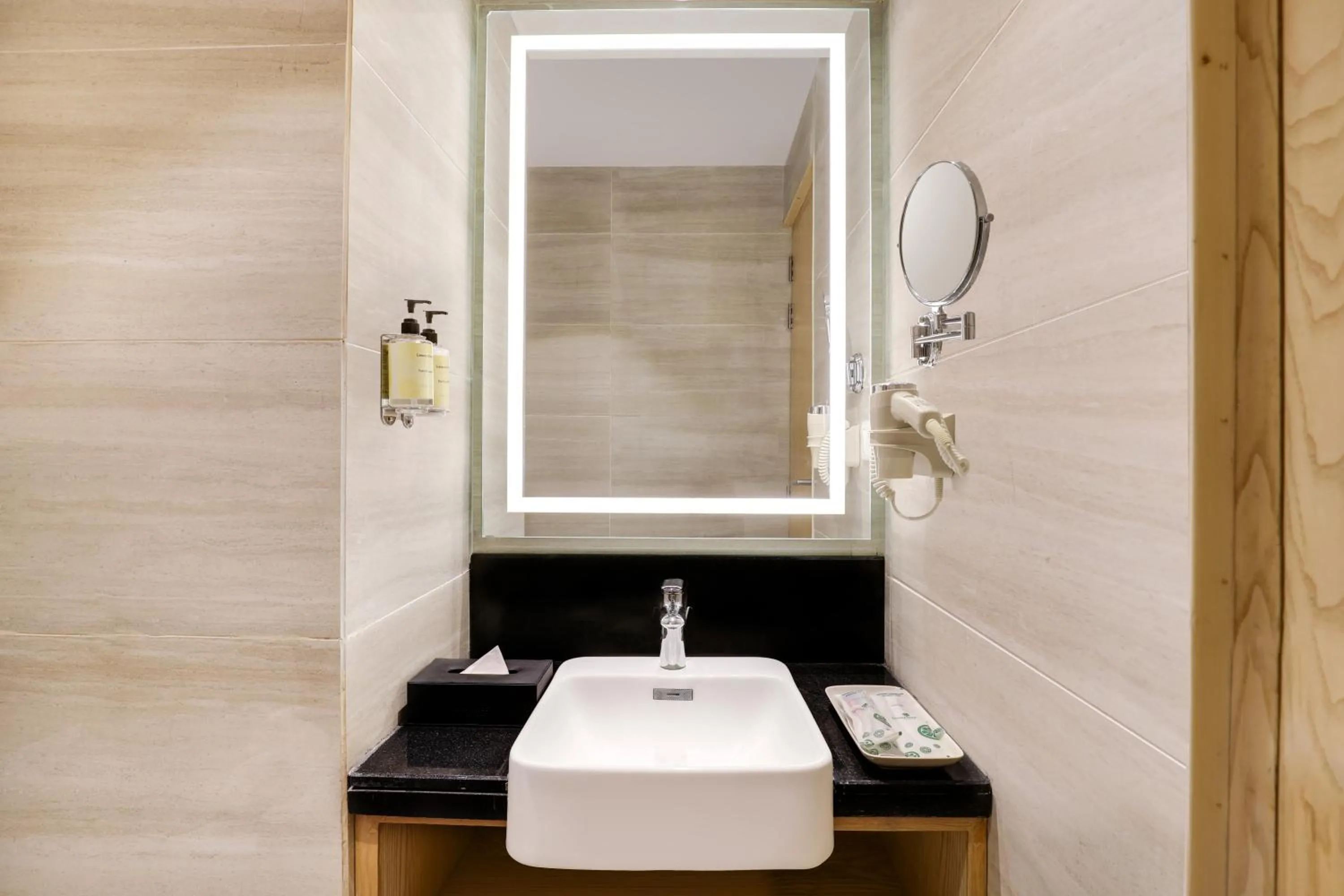 Lemon Tree Hotel, Sonamarg