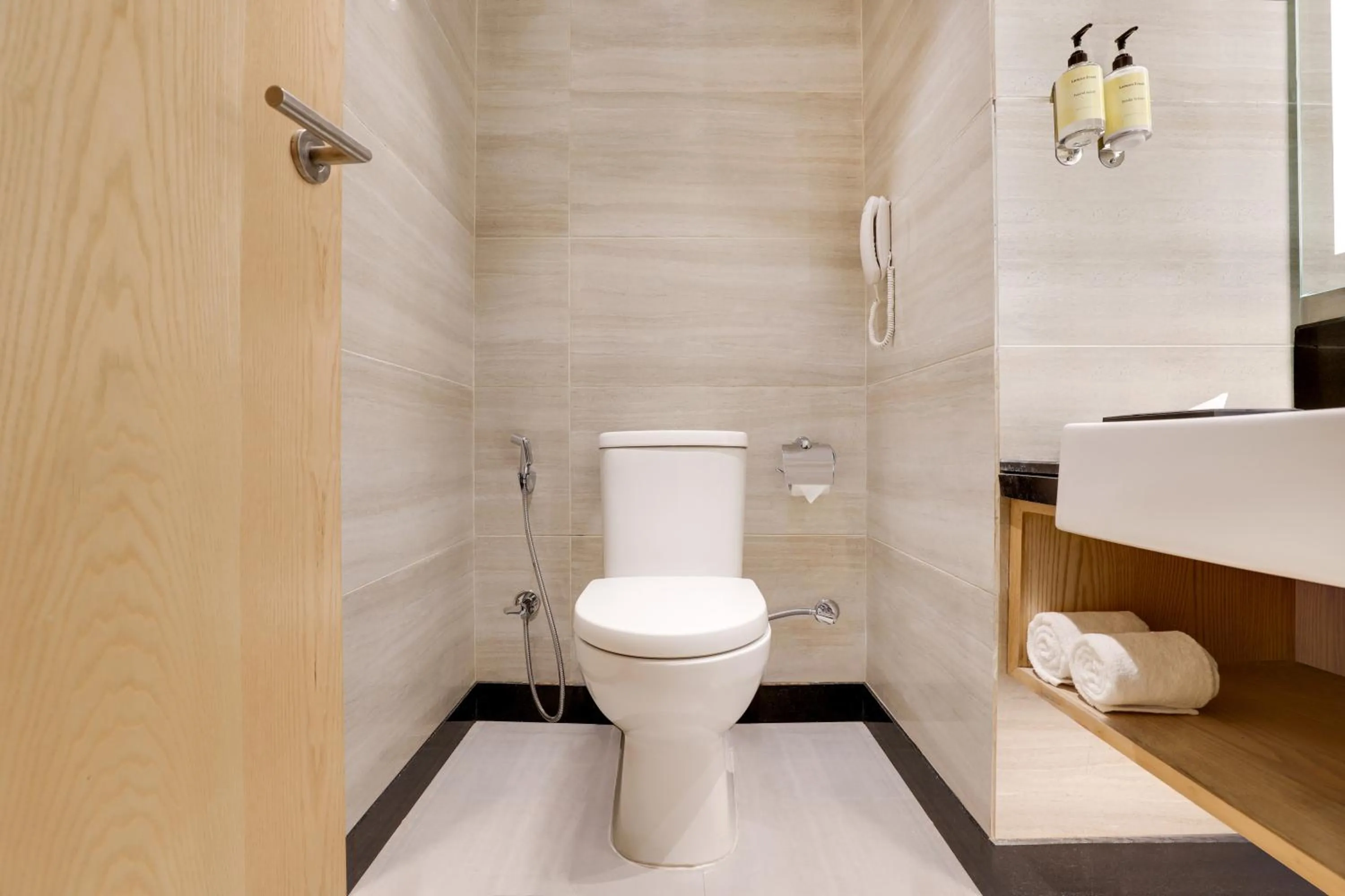 Lemon Tree Hotel, Sonamarg