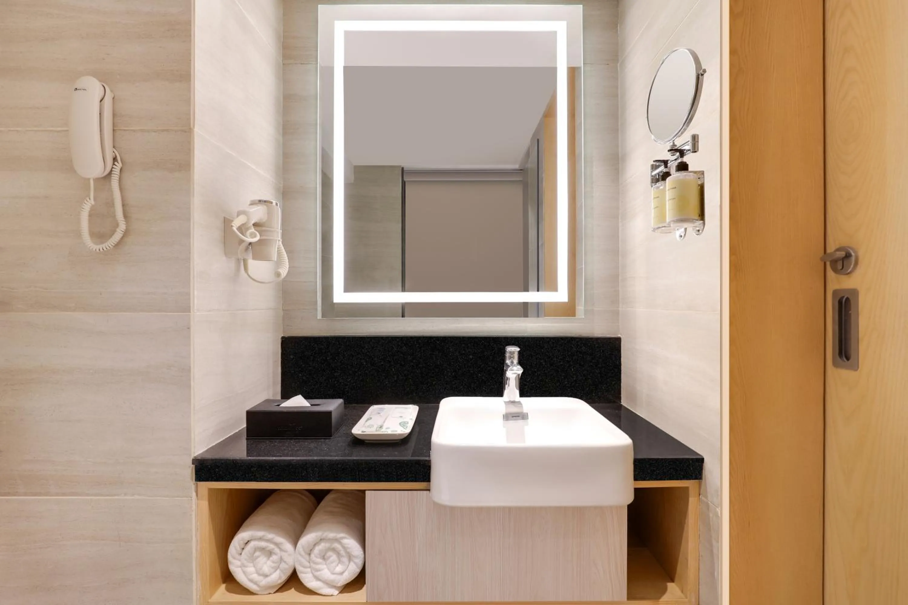 Lemon Tree Hotel, Sonamarg