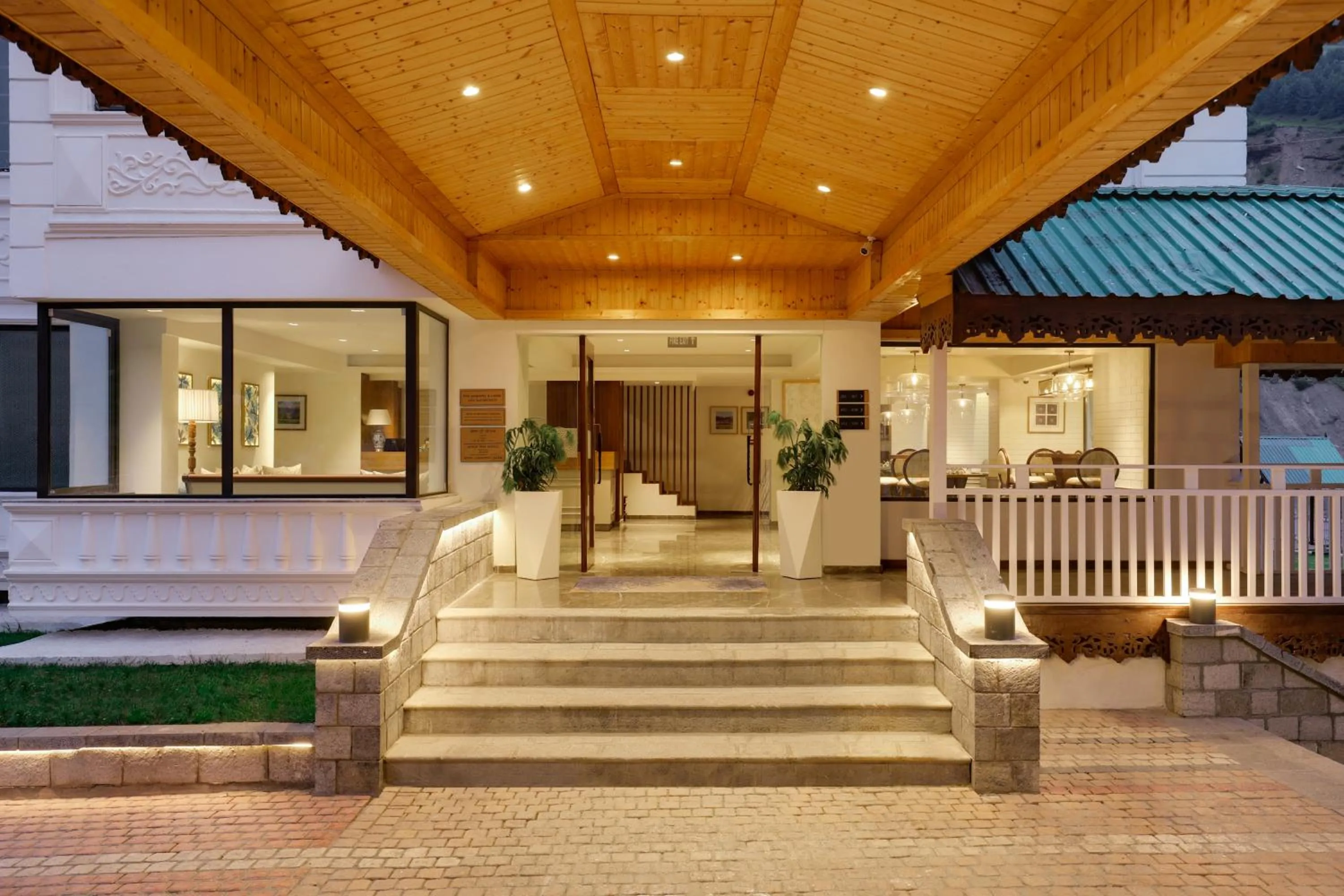 Lemon Tree Hotel, Sonamarg