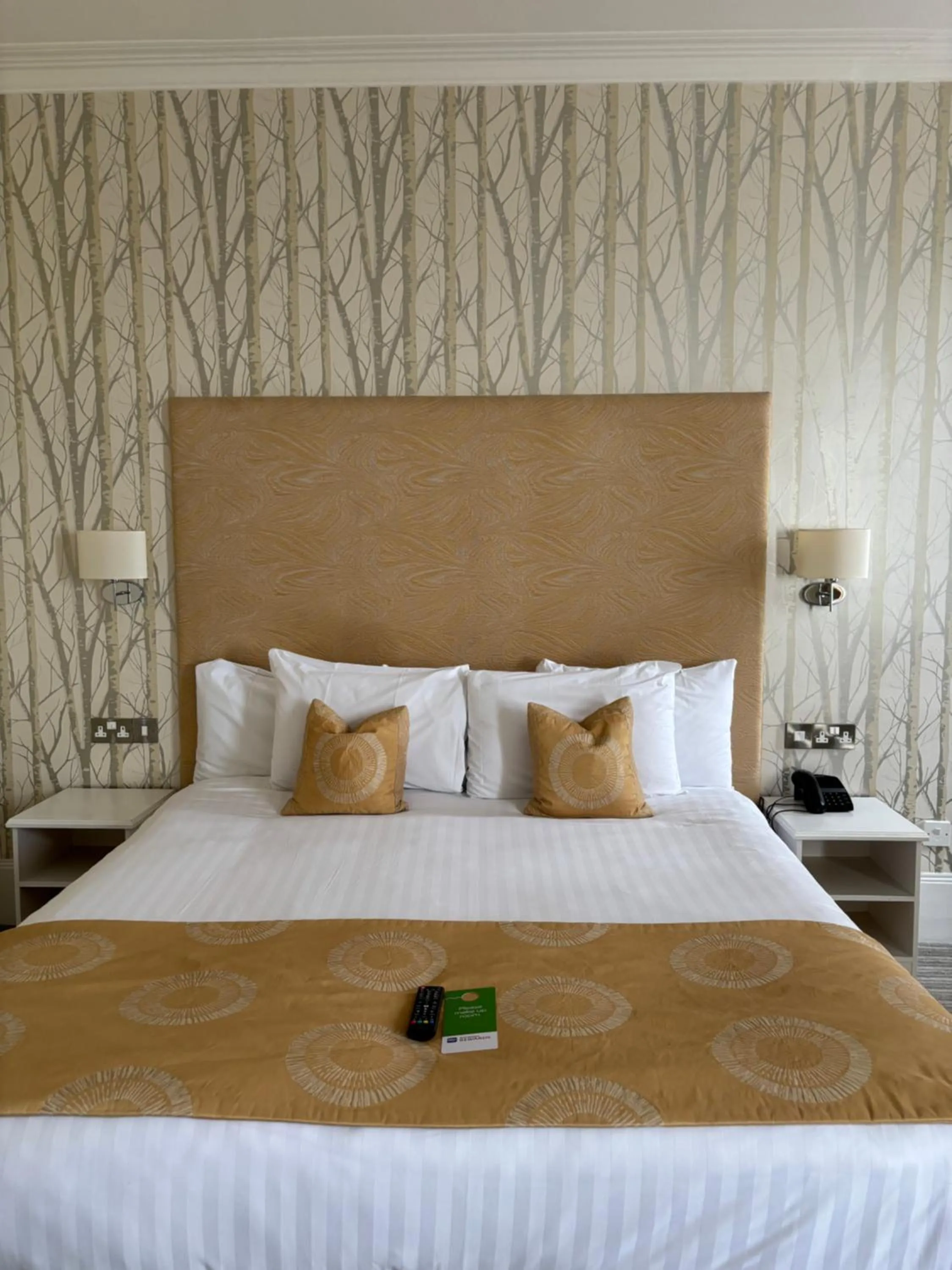 Bedroom, Bed in Best Western York House Hotel