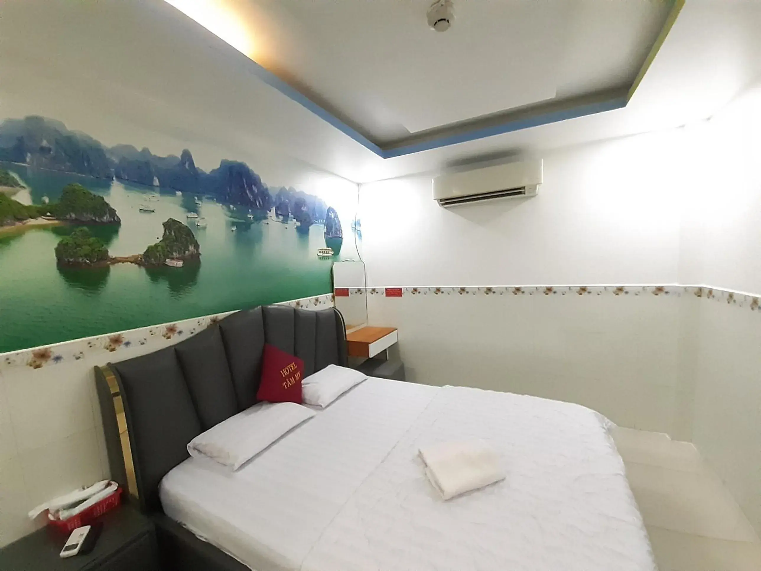 Standard Double Room in Tam My Hotel Standard Double Room in Tam My Hotel