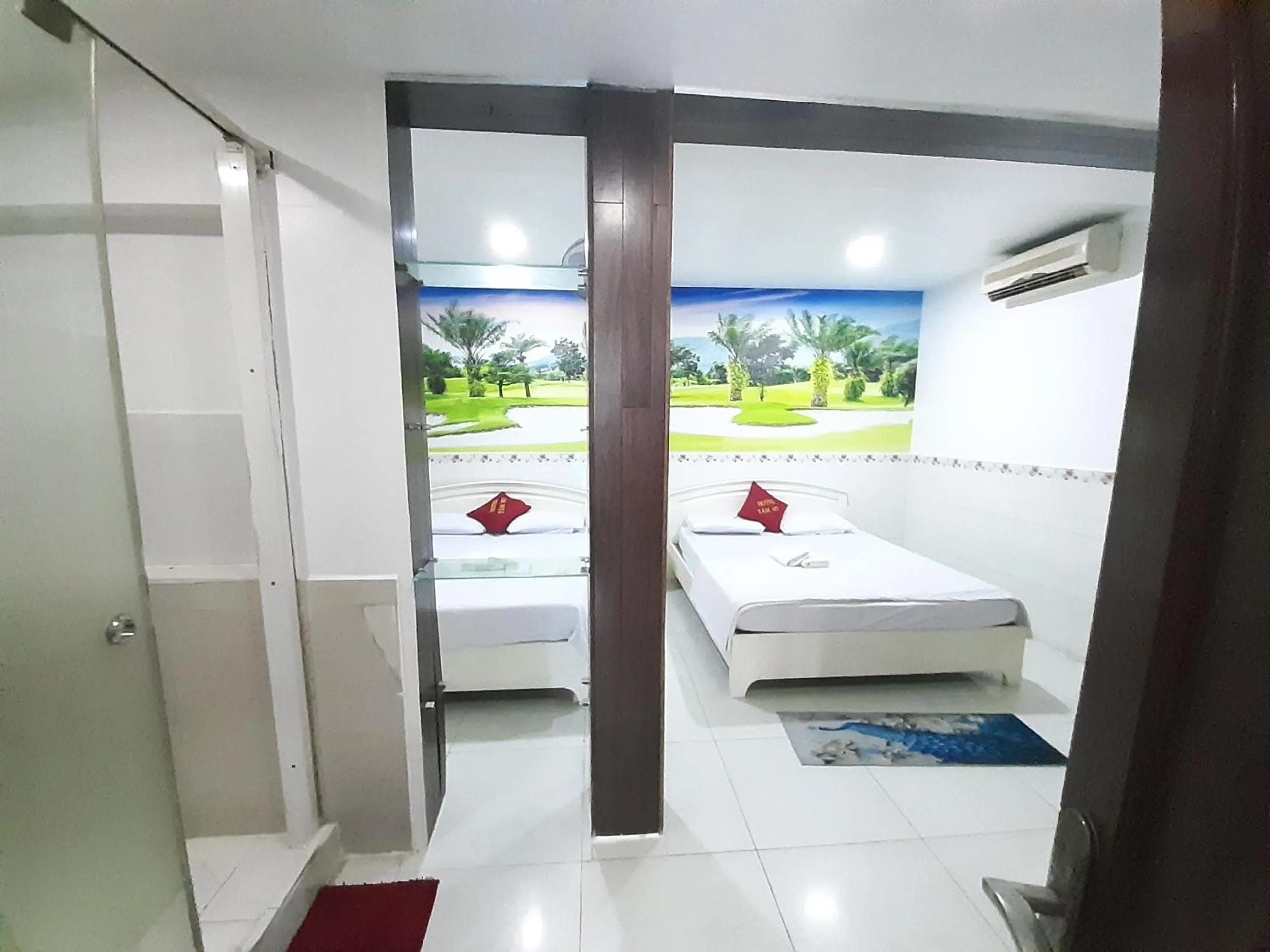 Bedroom, Bed in Tam My Hotel