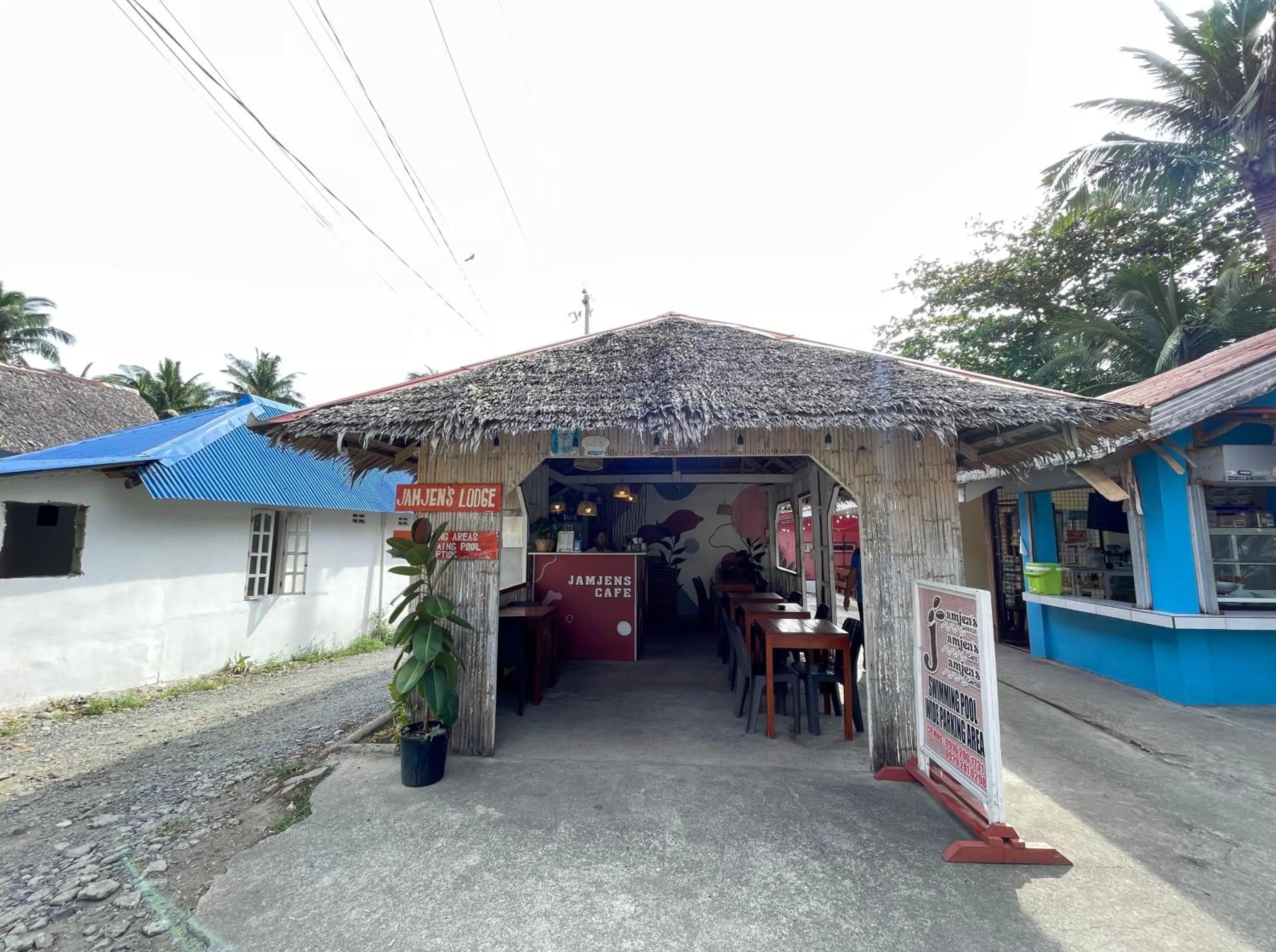 Property building in Jamjen's Lodge
