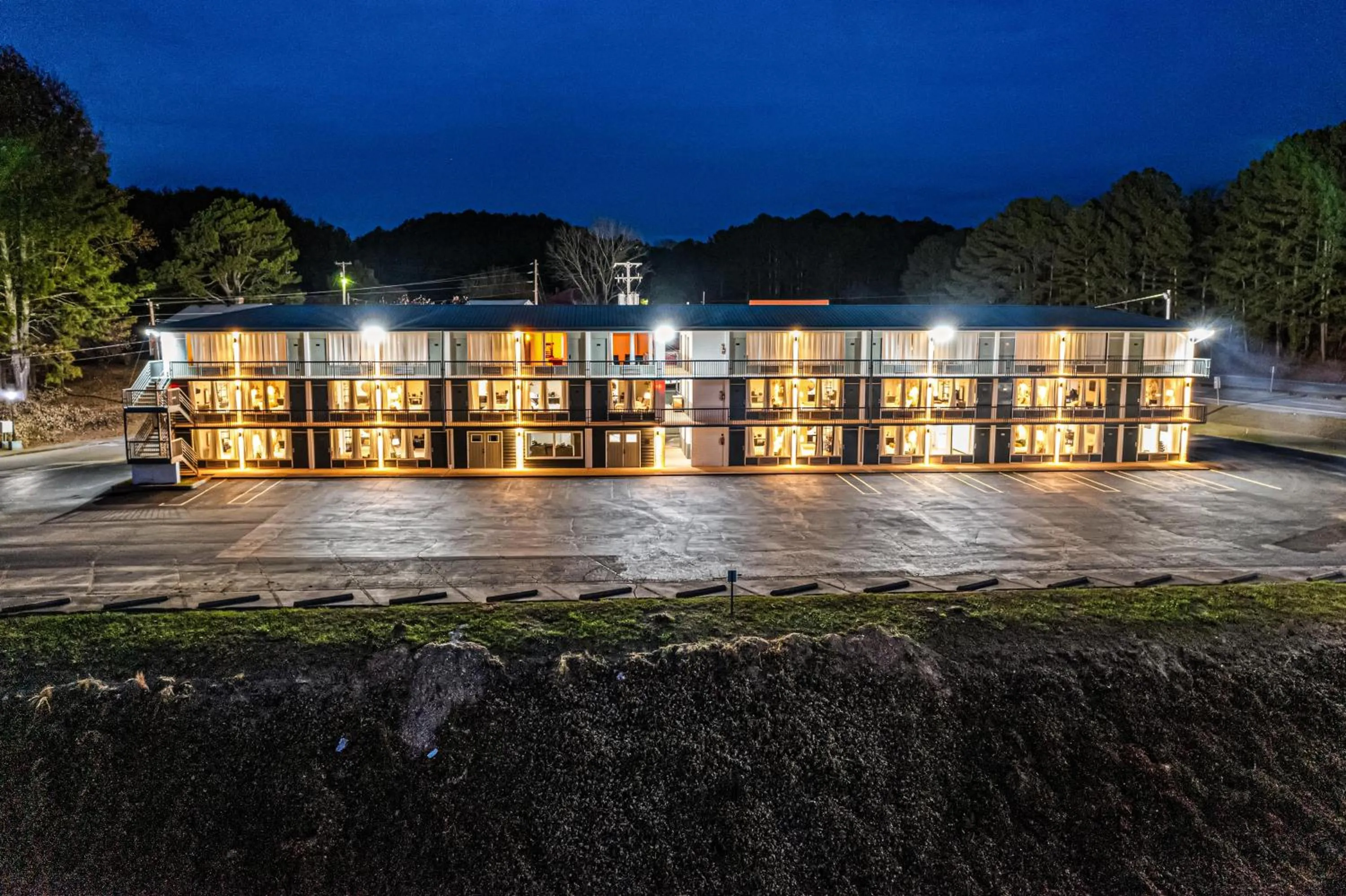 Property building in The Mallard Hotel & Suites