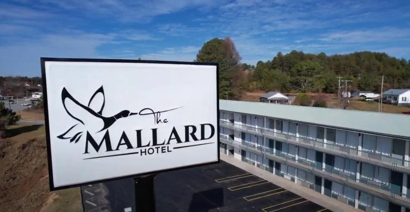 The Mallard Hotel & Suites