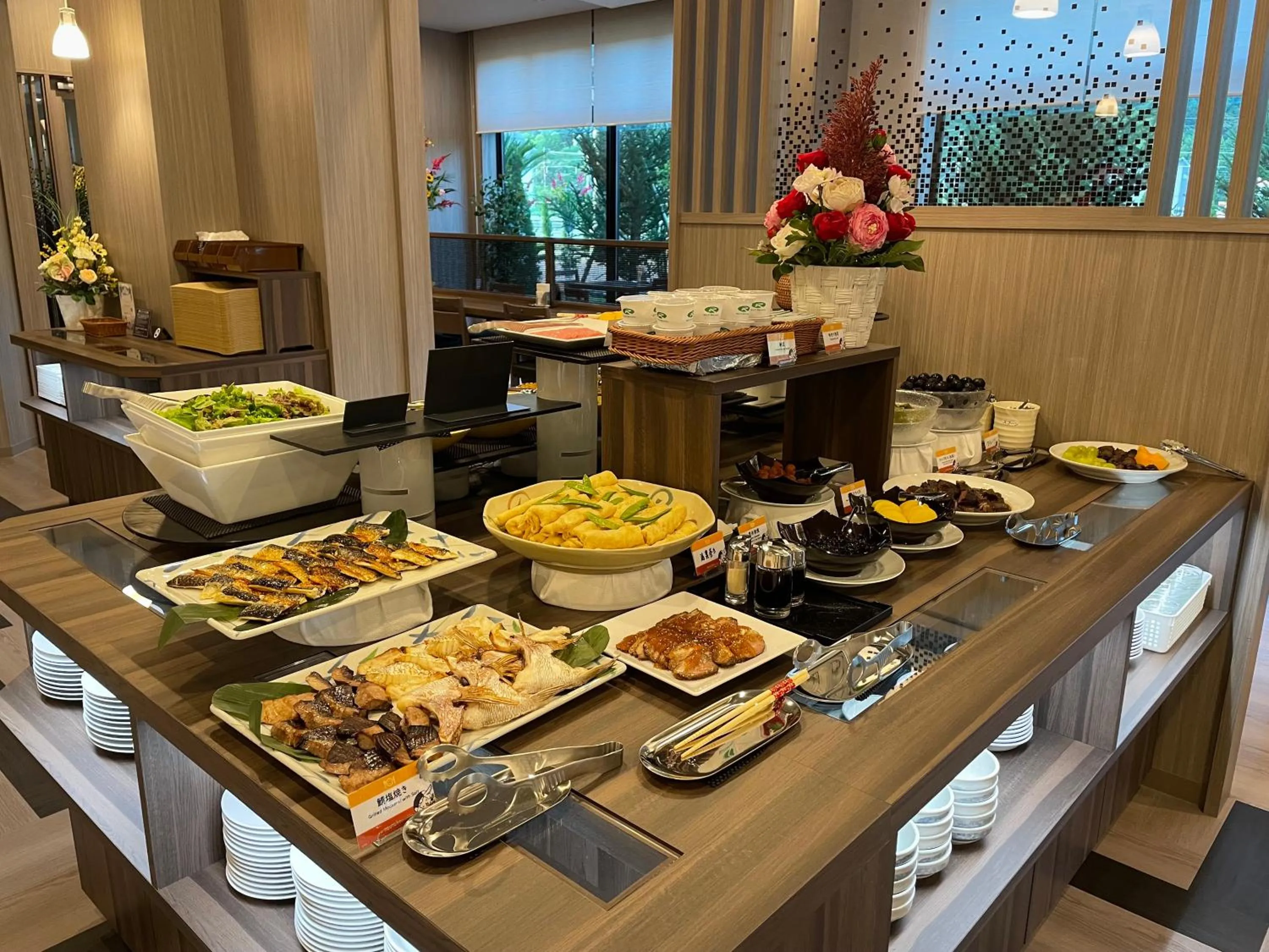 Breakfast in Hotel Route Inn Ohi Takahama