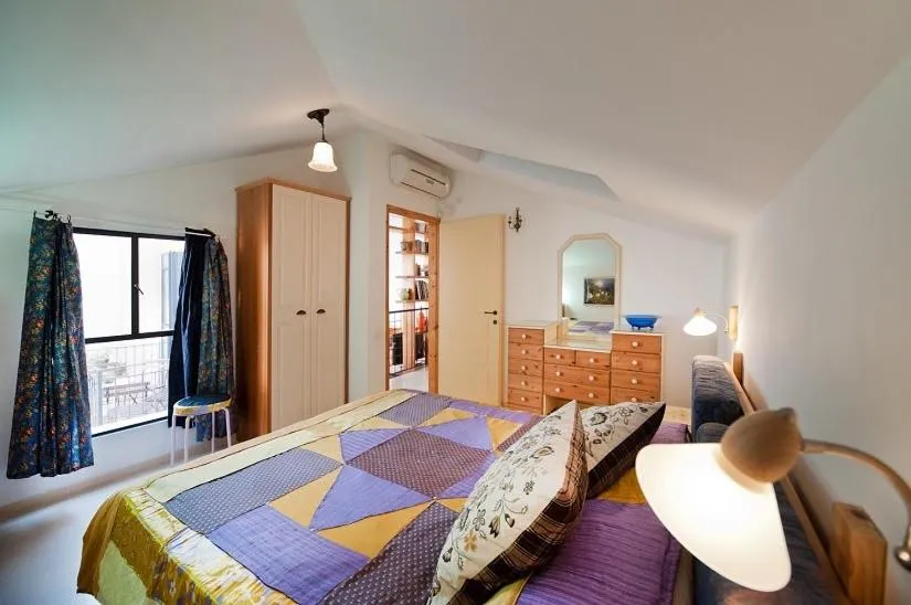 Bedroom in Lovely 2BR Apt w Balcony in Neve Tzedek Area Sea N' Rent