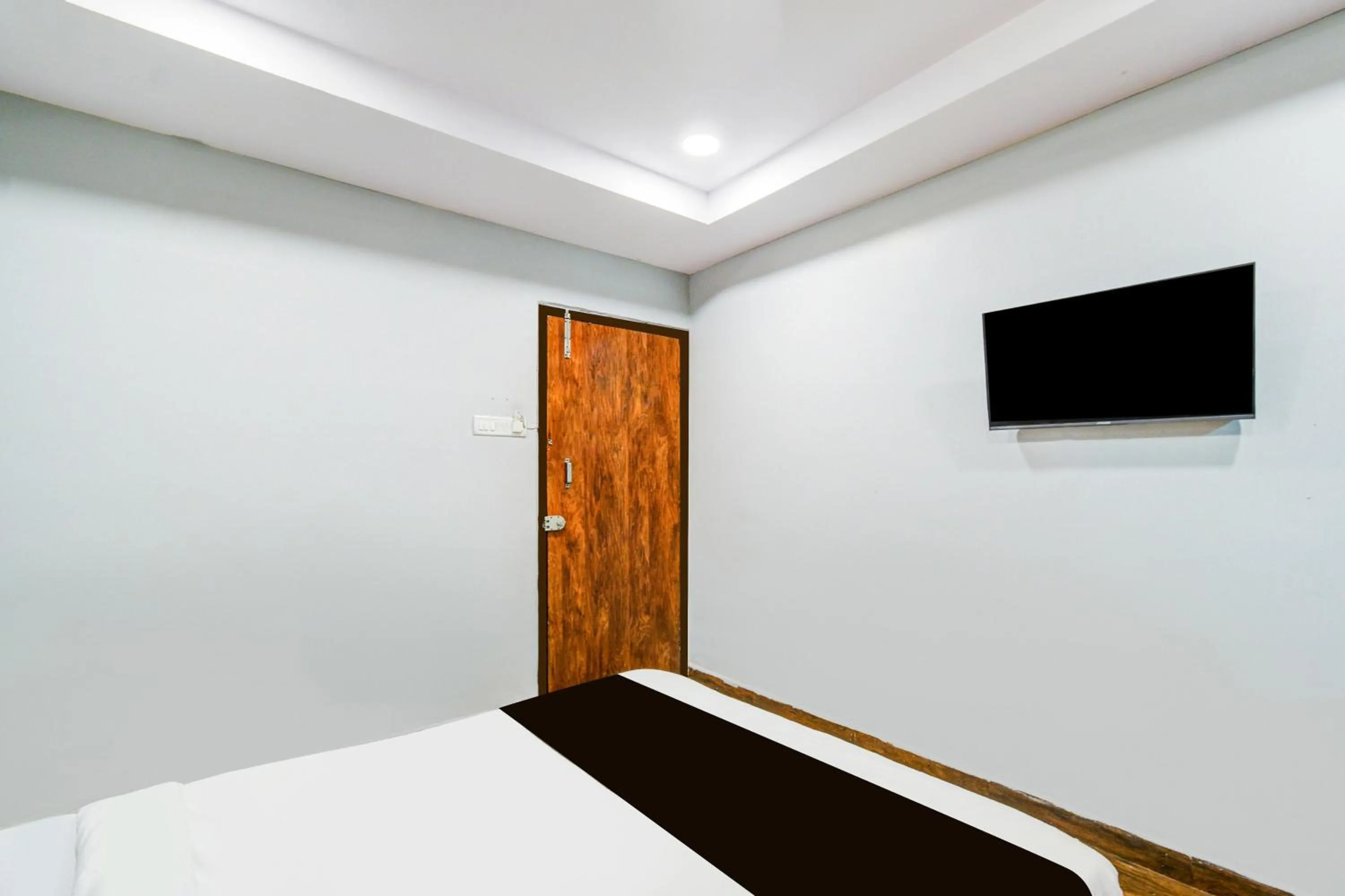 Bedroom, Bed in Super Collection O Malkajgiri