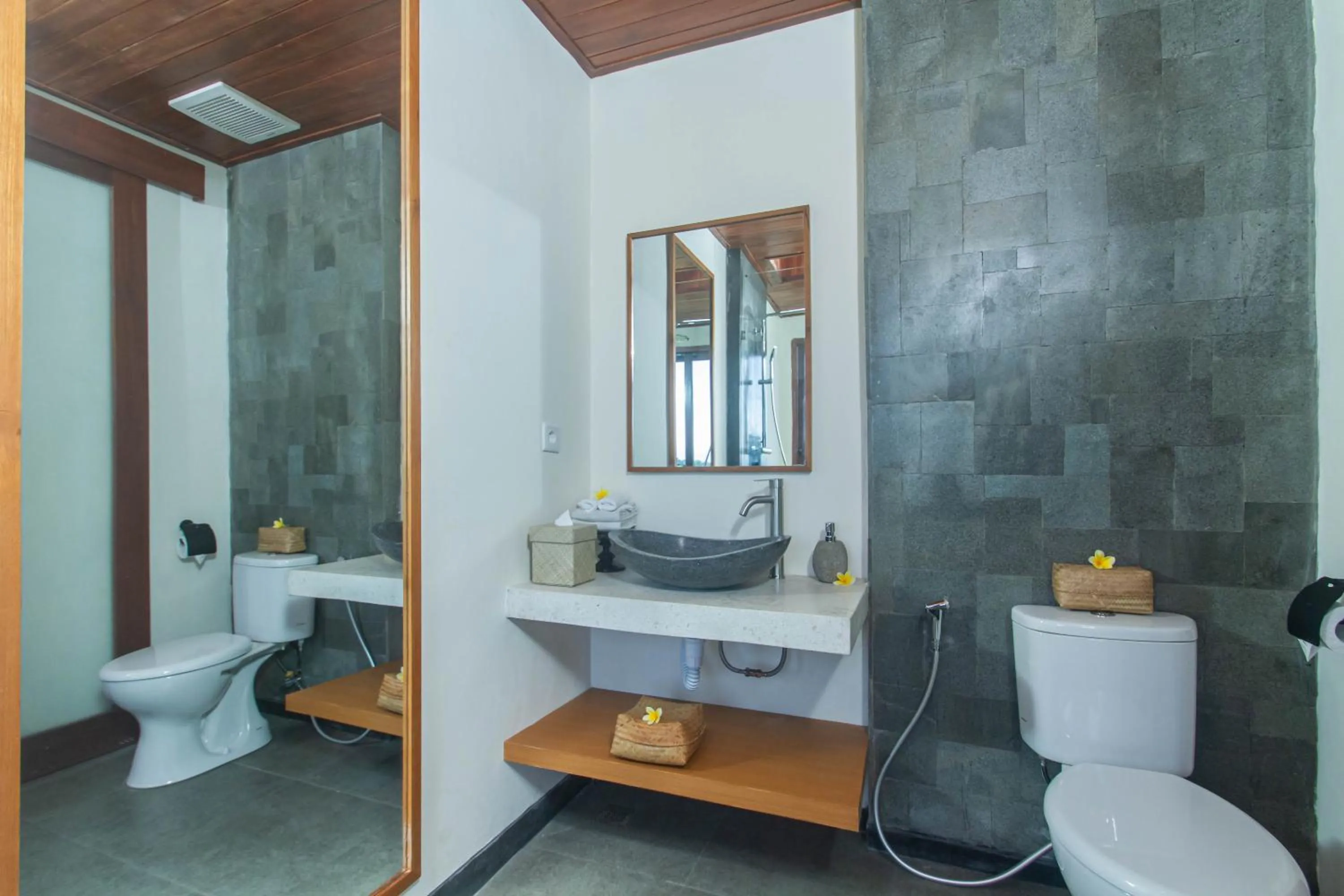 Toilet in Odessa Village by GenuineHost